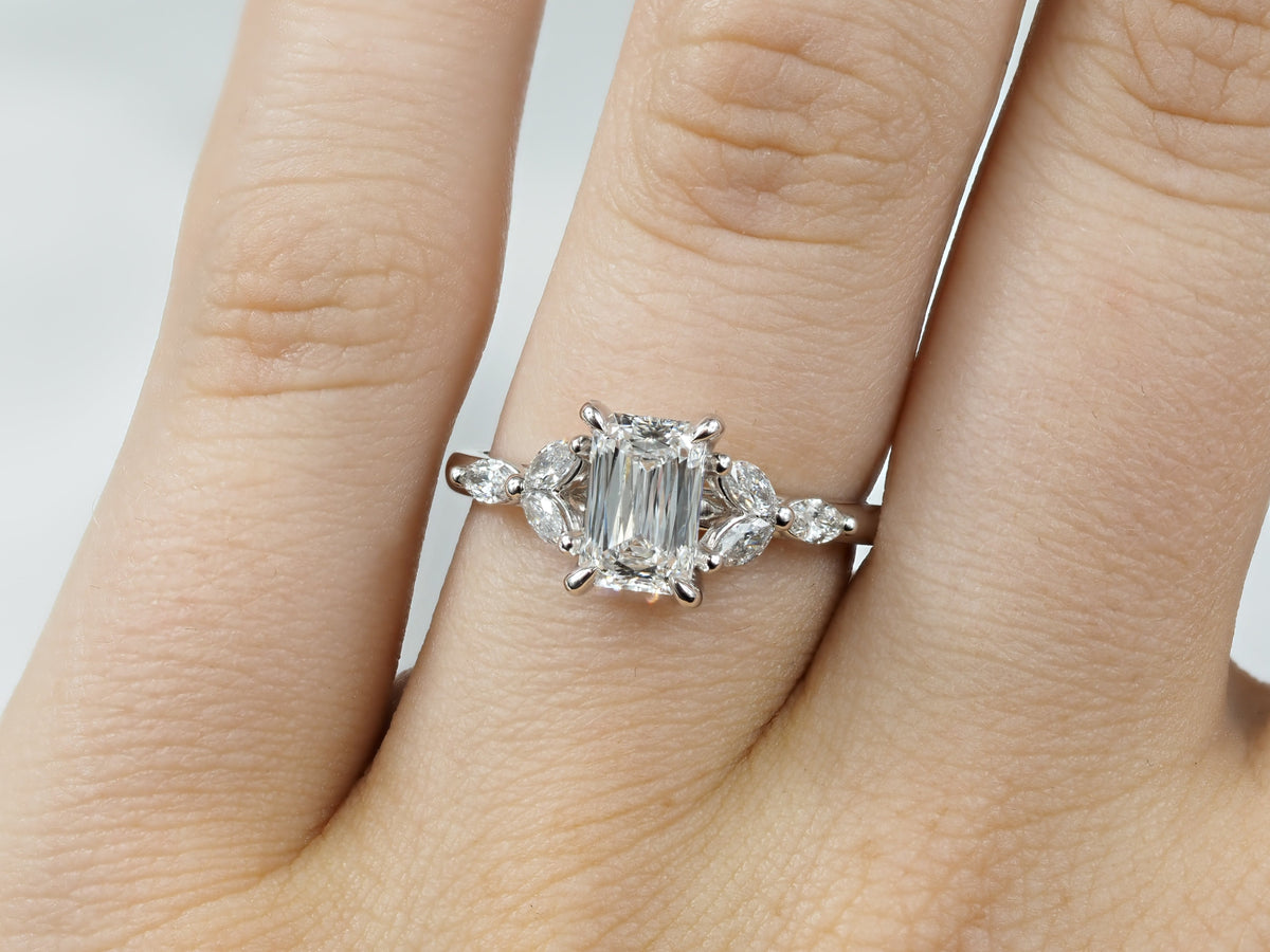 Engagement Rings - from our classic collection to our Bespoke range