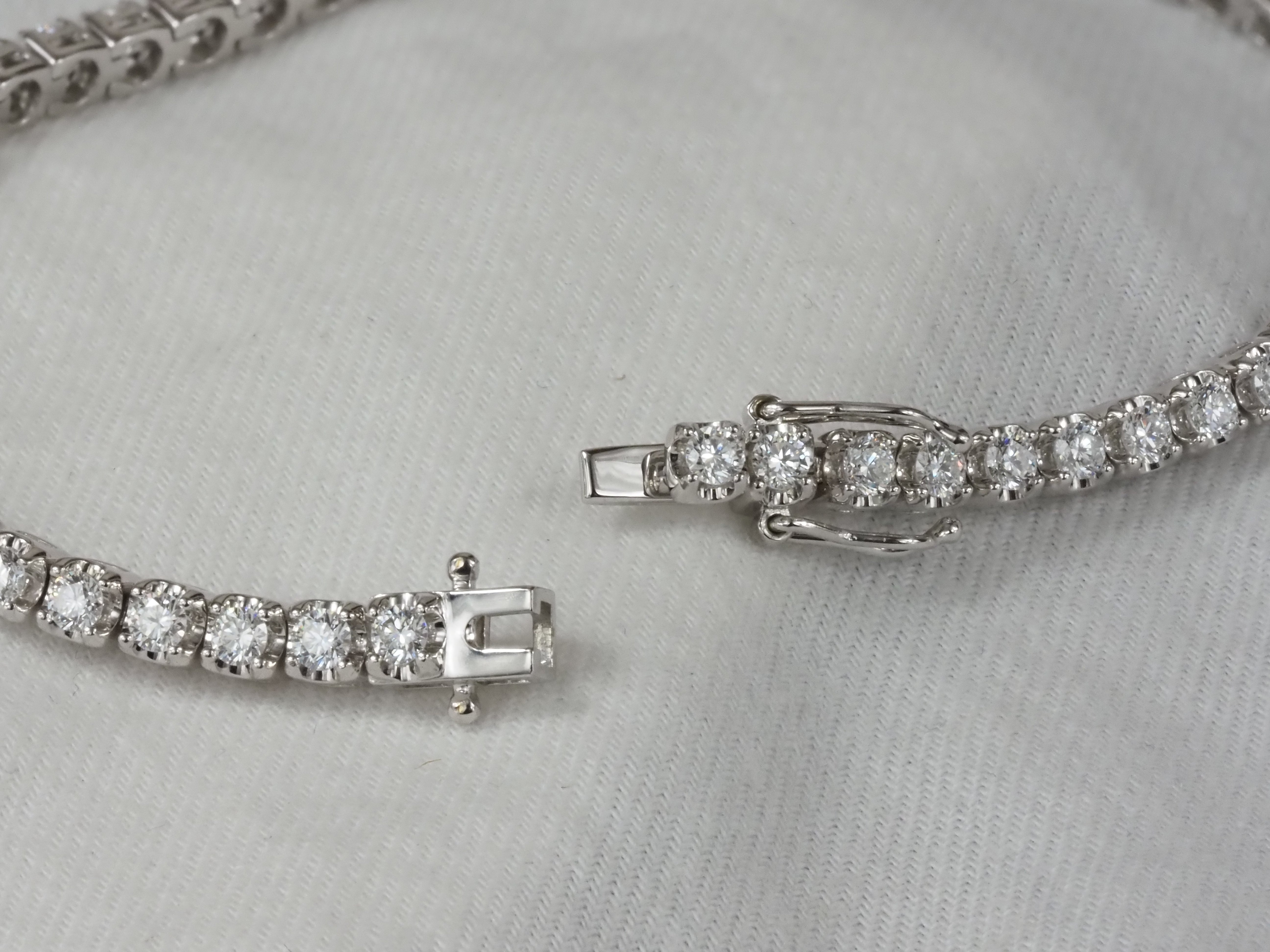 9ct White Gold Lab-Grown Diamond Tennis Bracelet, 3ct total