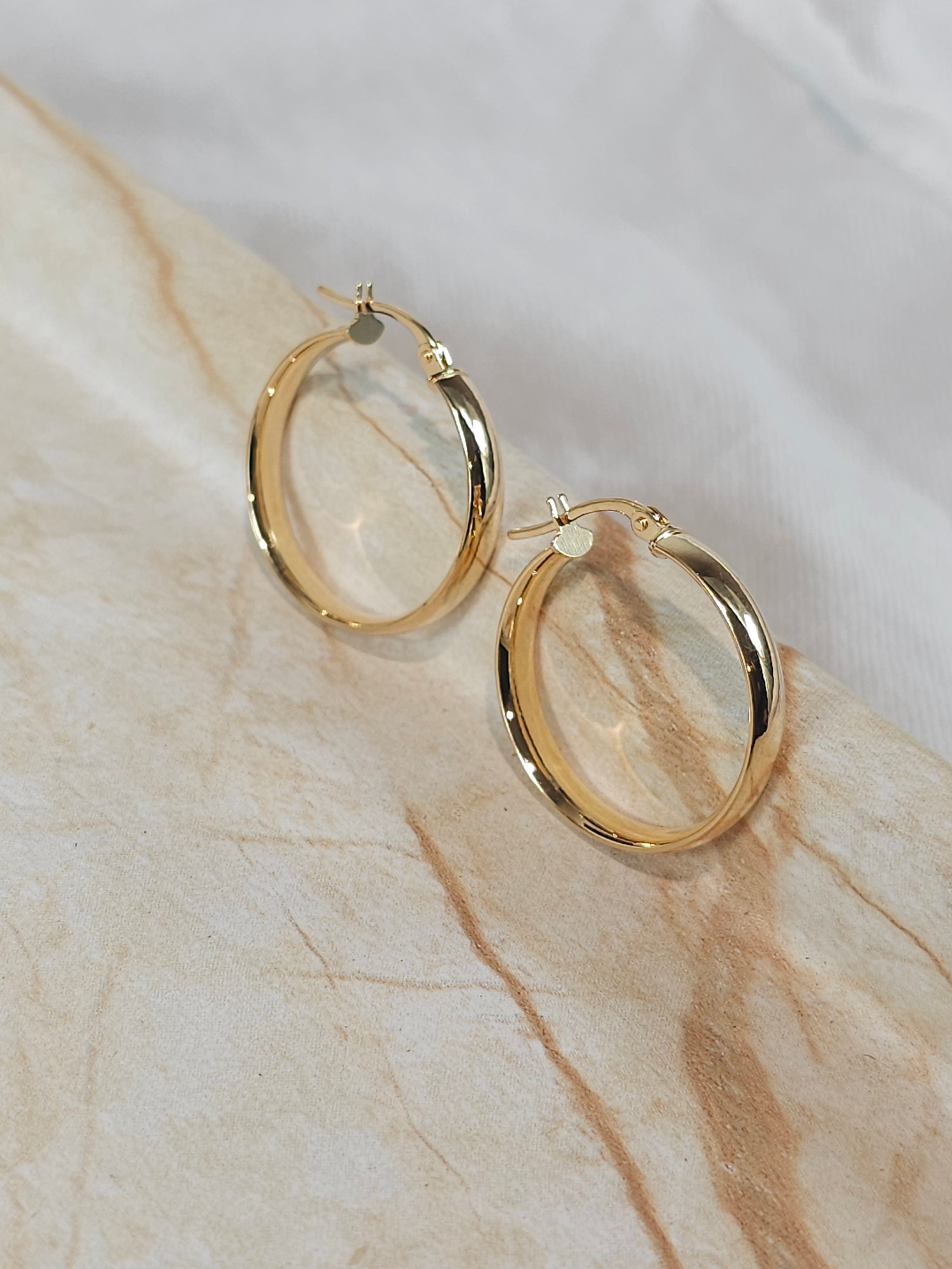 9ct half round hoops 20mm