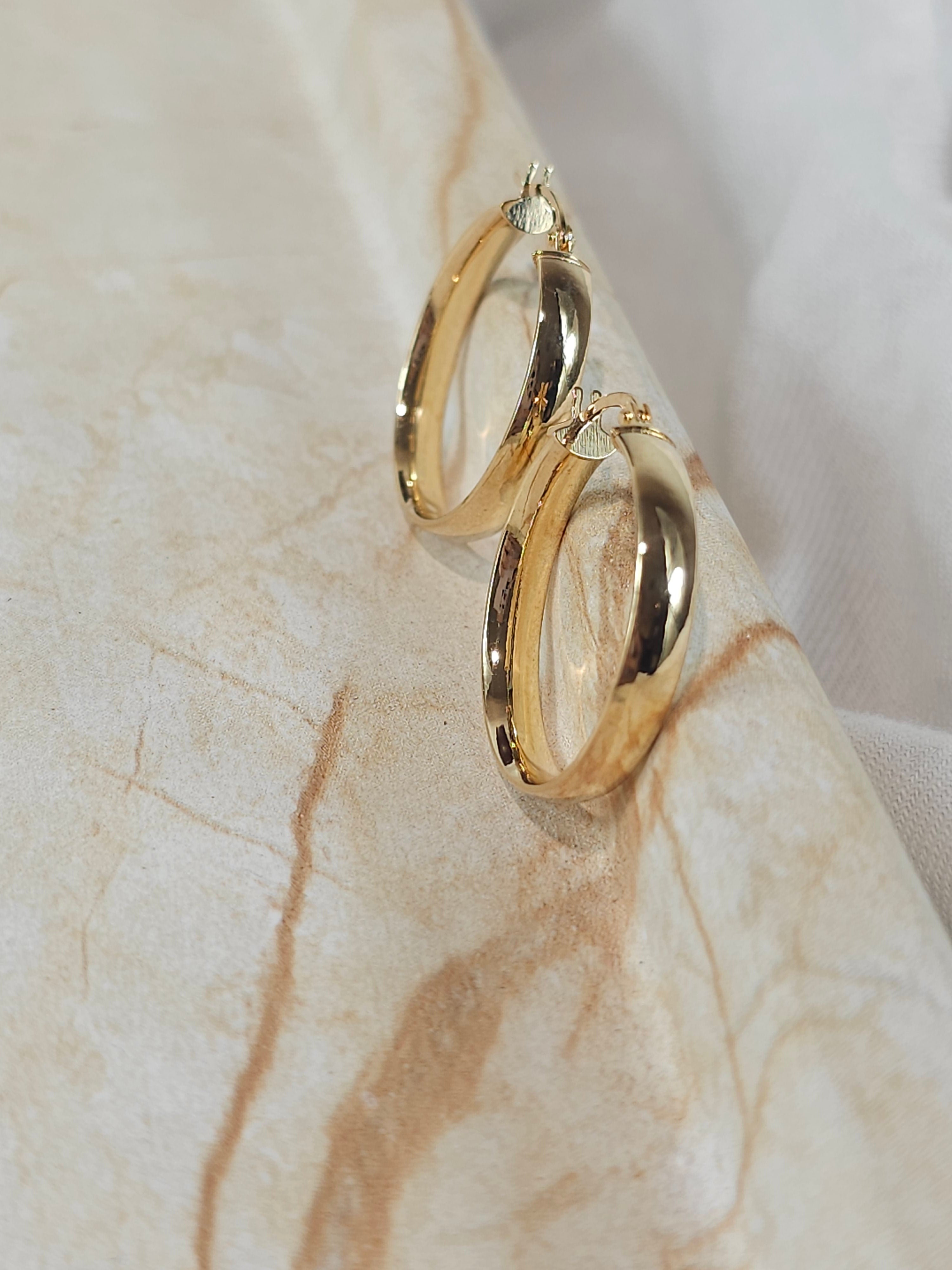 9ct half round hoops 20mm