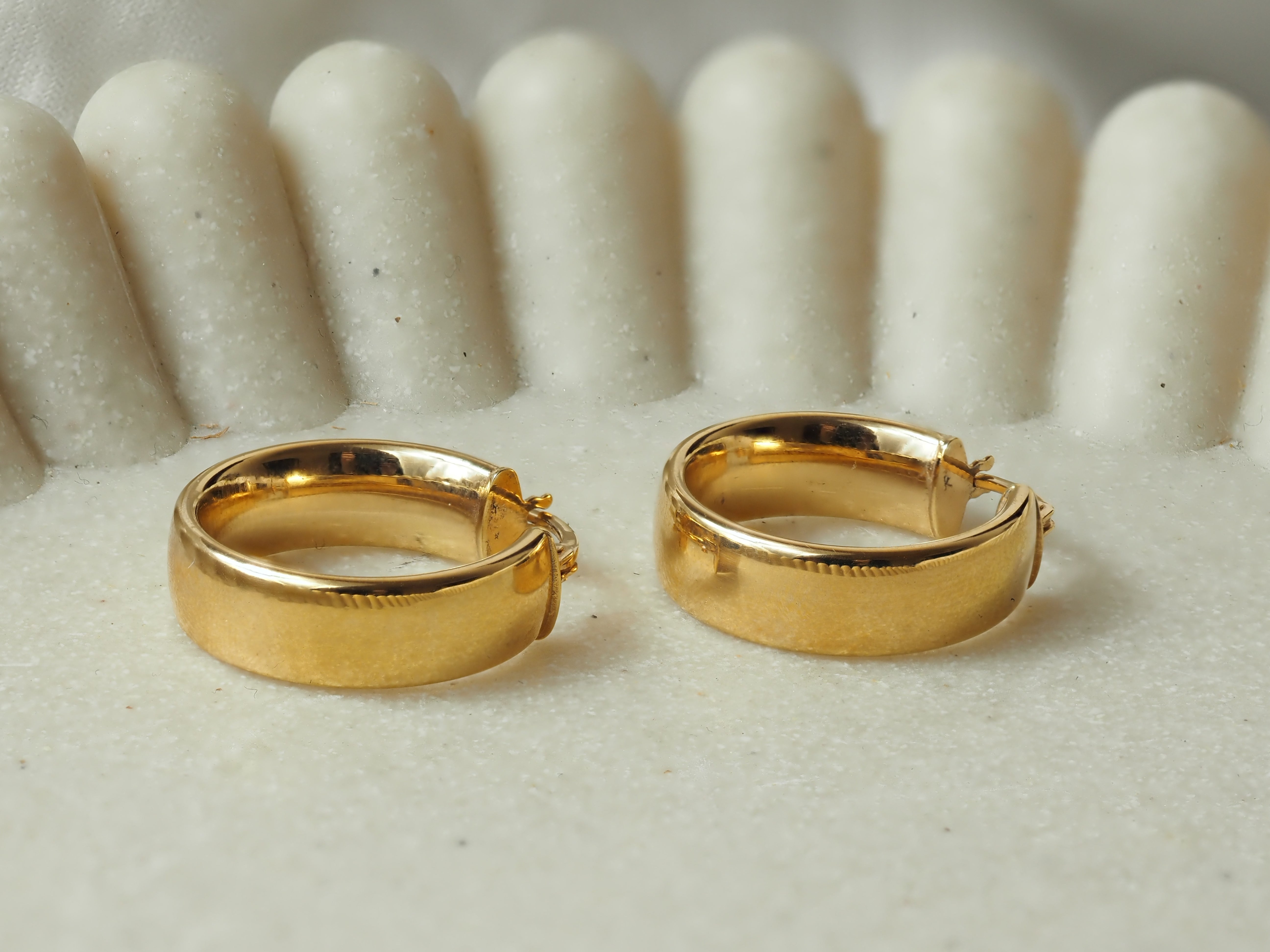 9ct Yellow Gold Hoop Earrings
