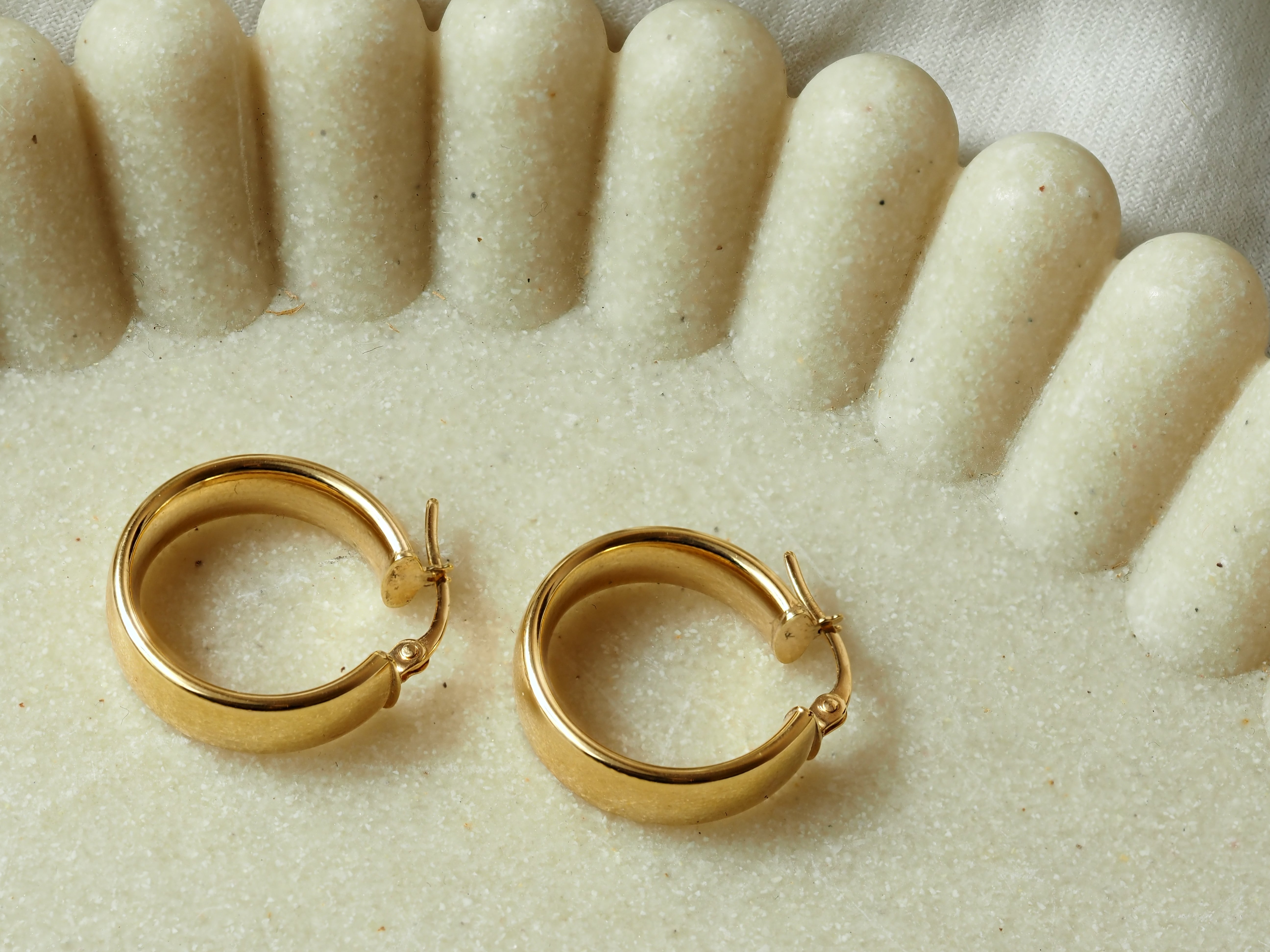 9ct Yellow Gold Hoop Earrings