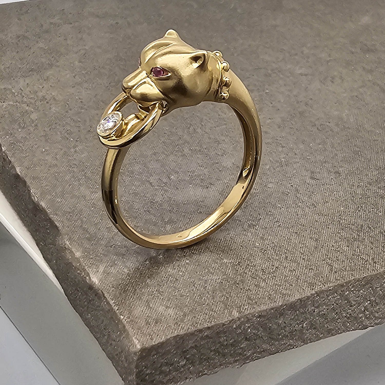 9ct Yellow Gold Jaguar Ring