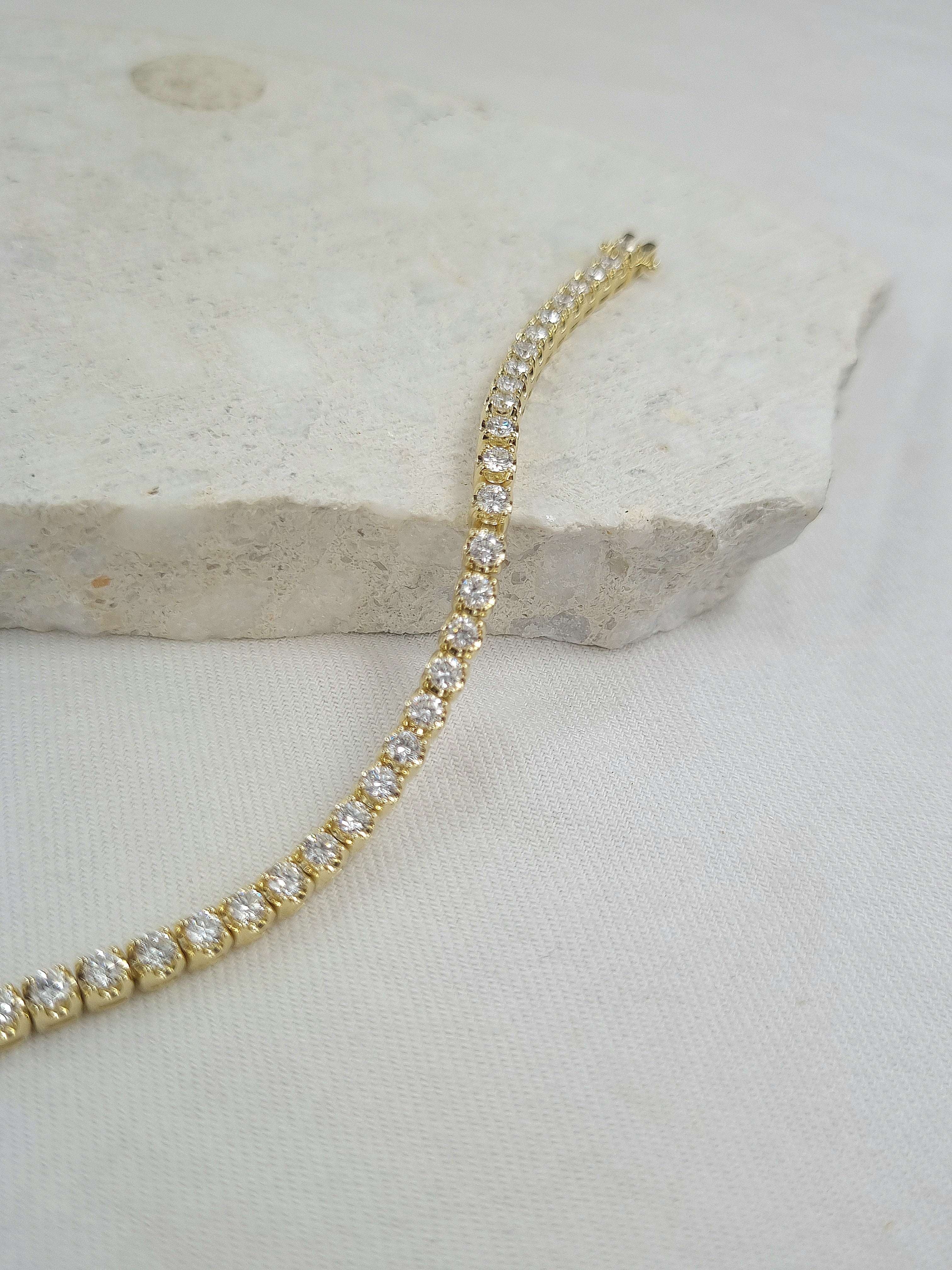 9ct Yellow Gold Lab-Grown Diamond tennis bracelet, 3ct total