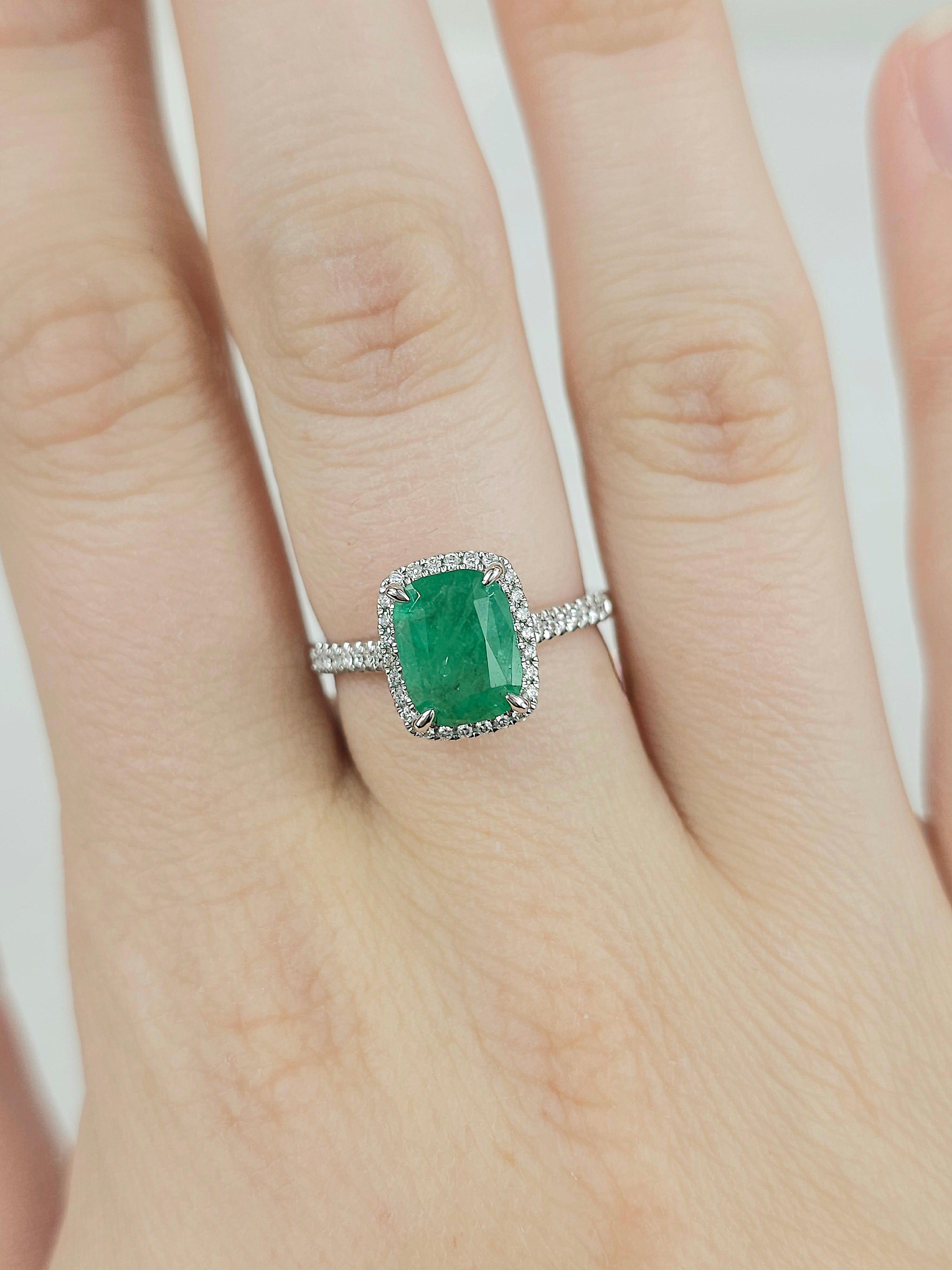 18ct White Gold, Emerald & Diamond Ring