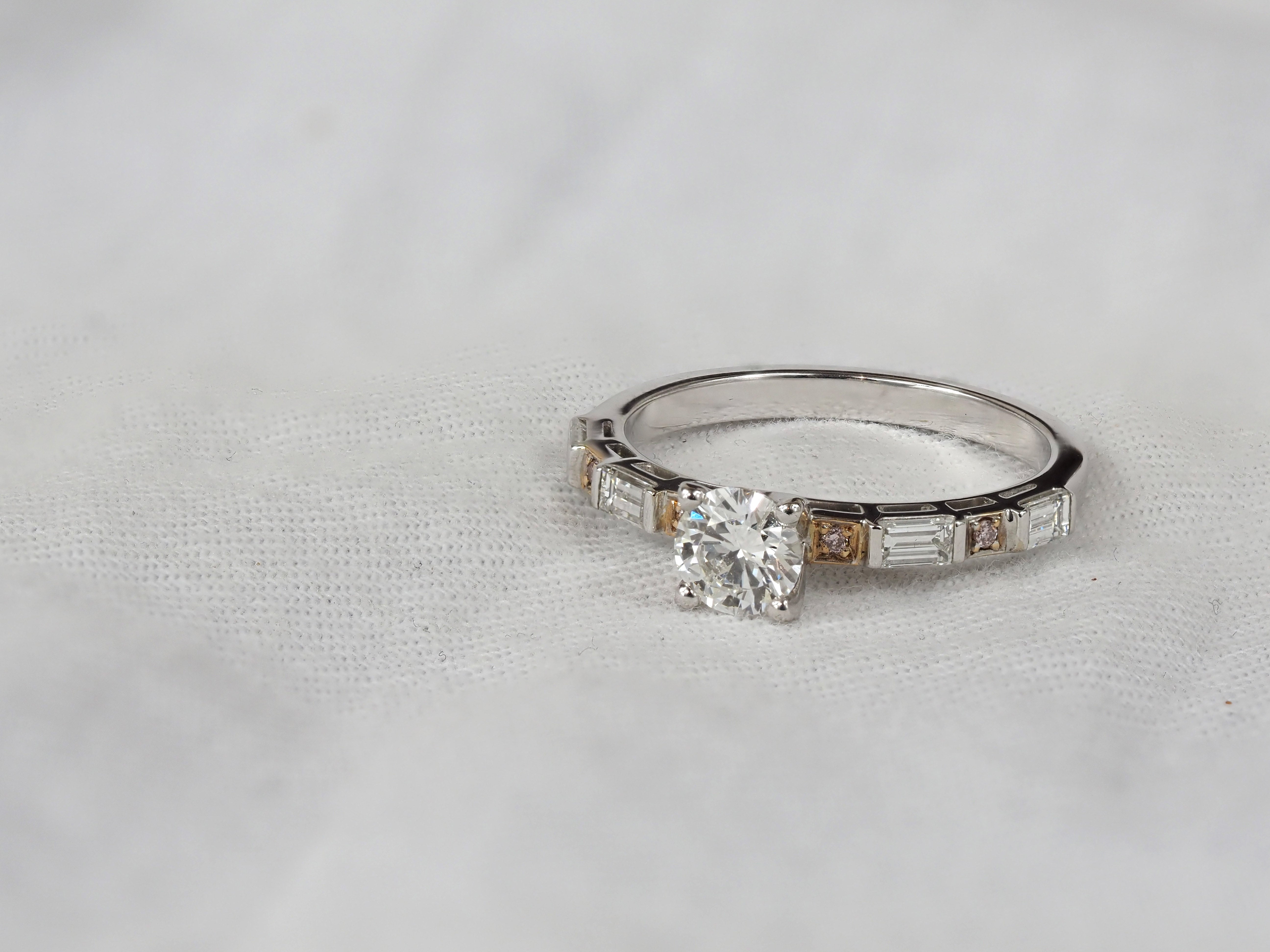 18ct Rose and White Gold 'Pink Caviar' Argyle Diamond ring, total 0.92ct