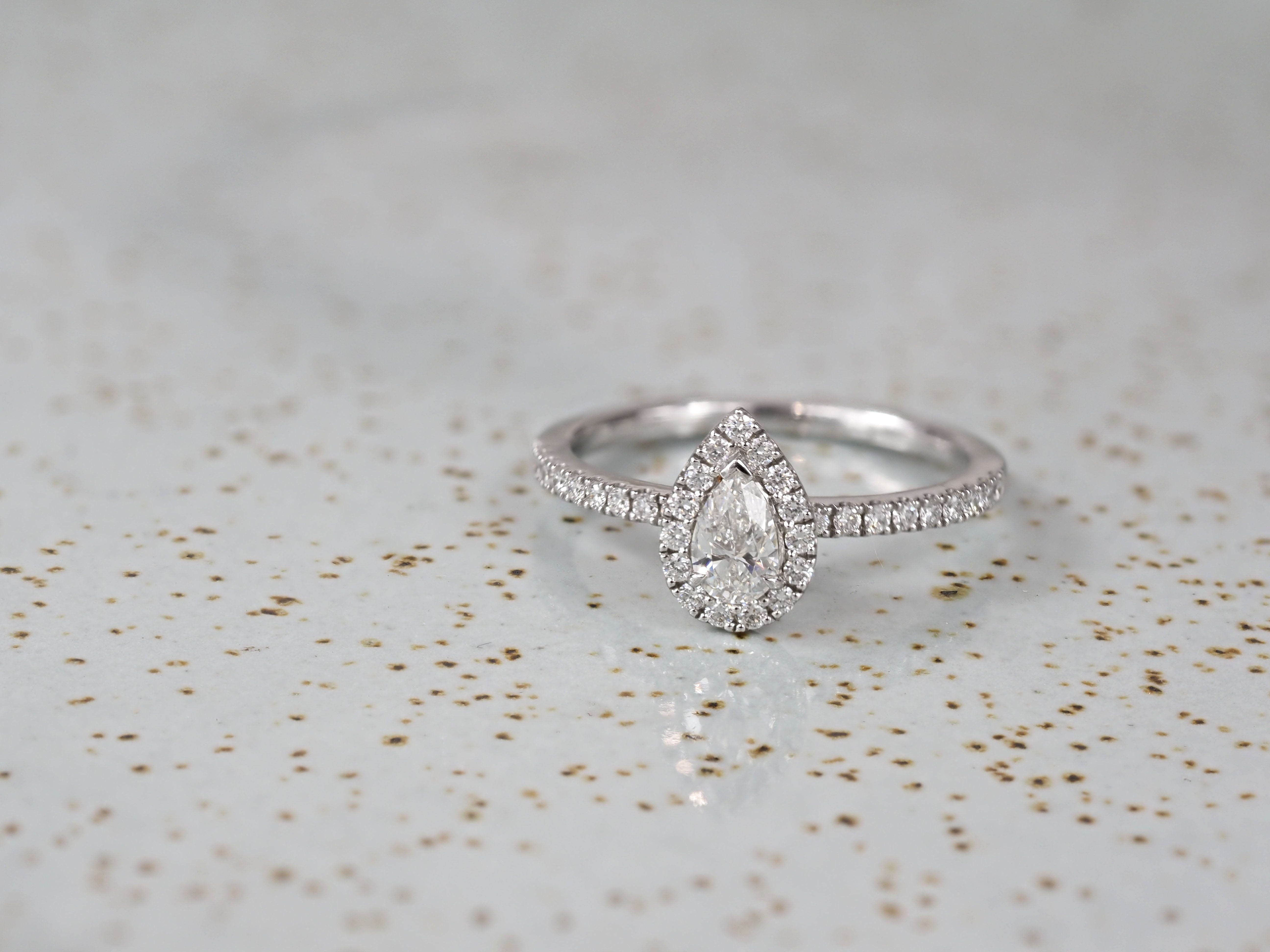 18ct White Gold Pear Cut Diamond Engagement Ring, 0.30 carat Centre