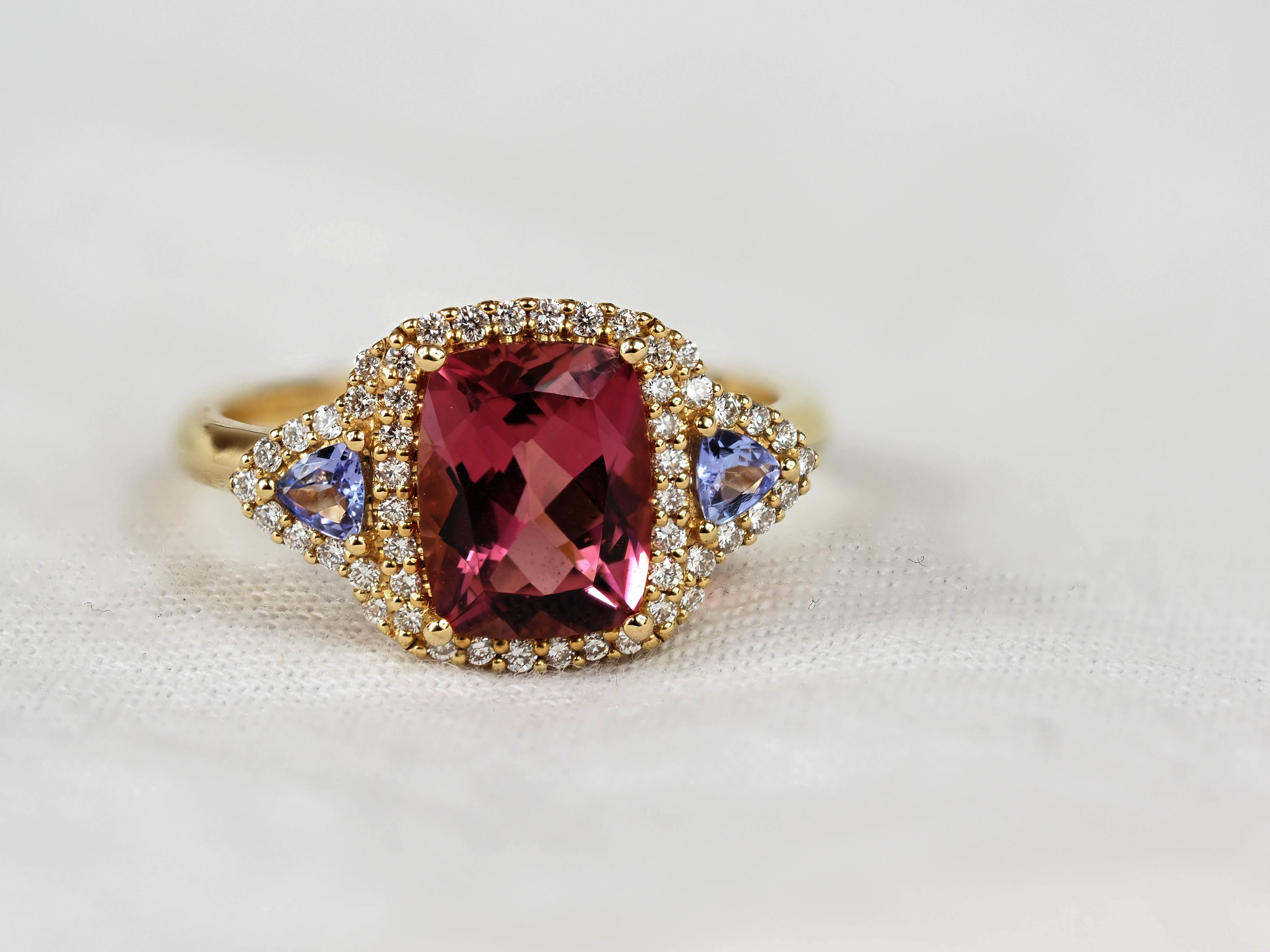 18ct Yellow Gold Pink Tourmaline & Tanzanite Ring