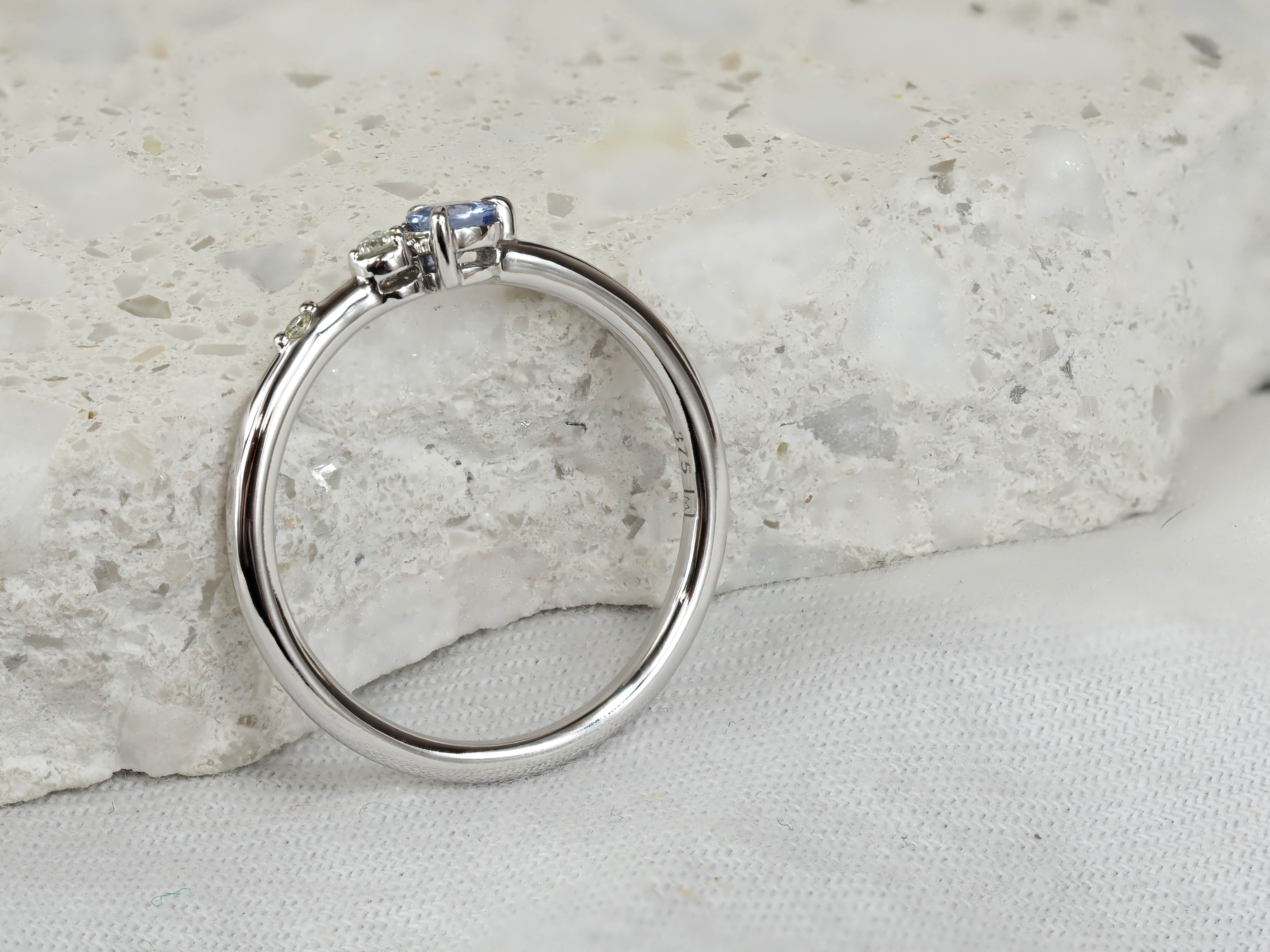 9ct White Gold Ceylon Sapphire and Diamond ring