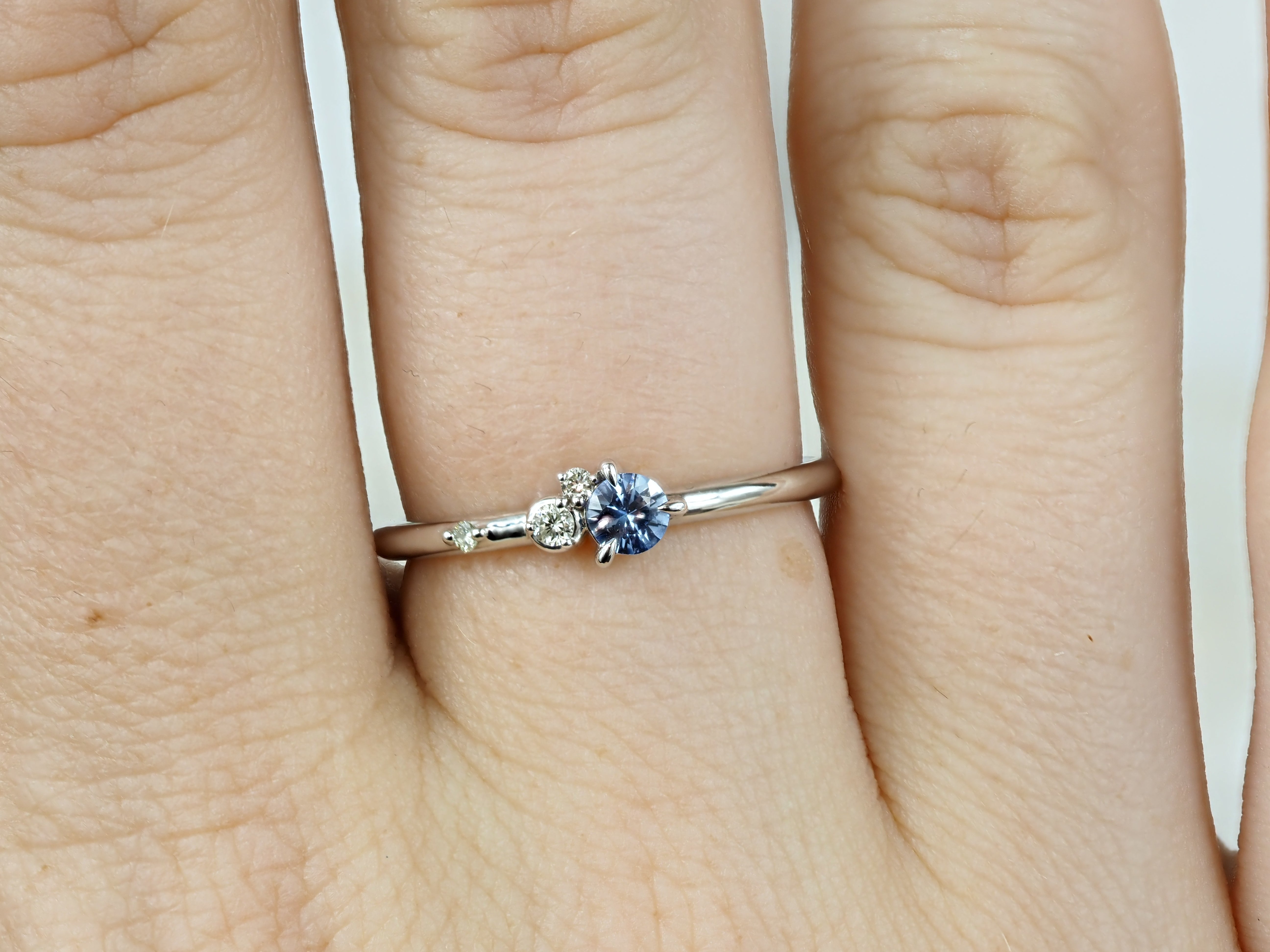 9ct White Gold Ceylon Sapphire and Diamond ring