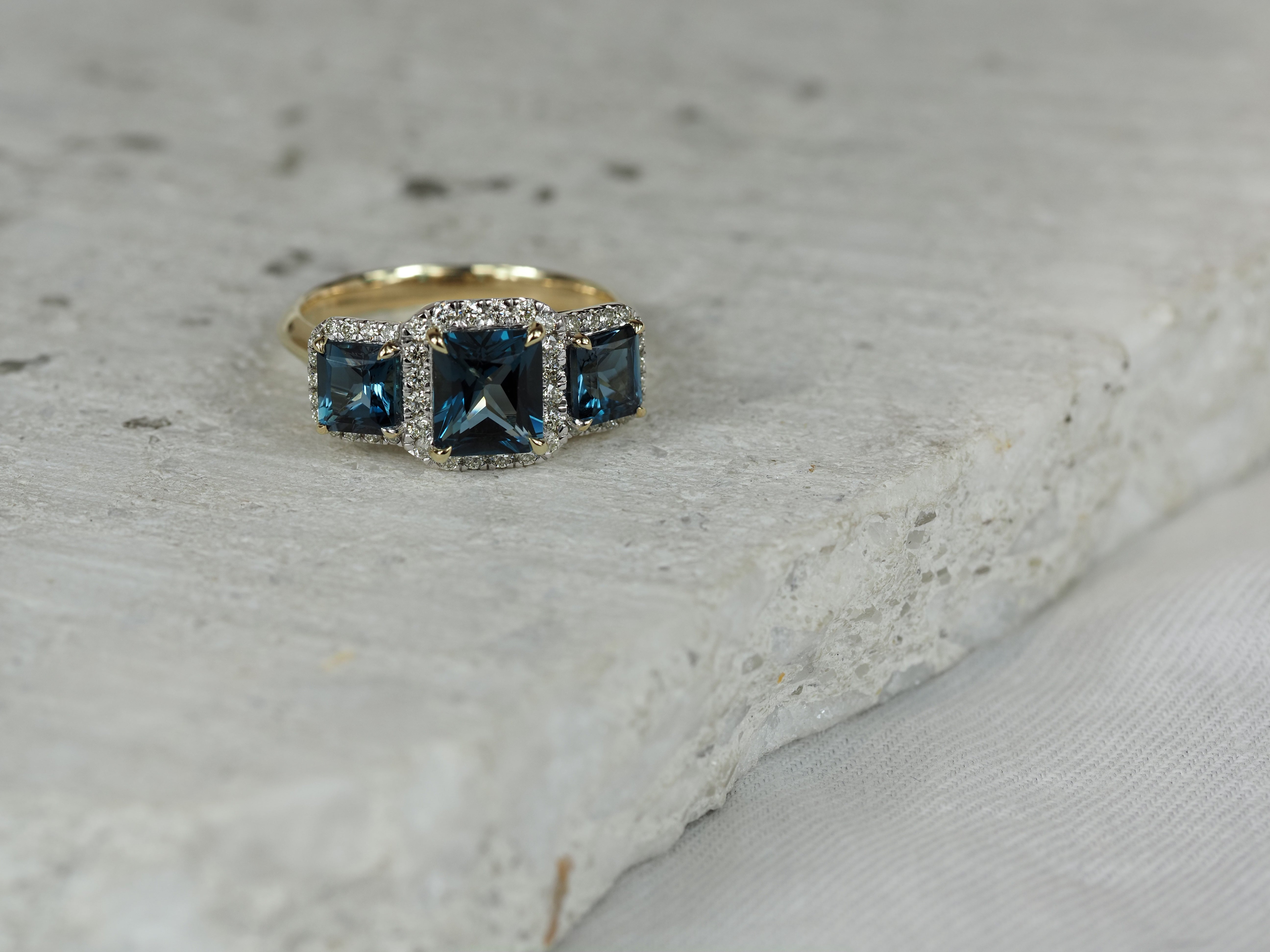 9ct Yellow Gold London Blue Topaz and Diamond ring
