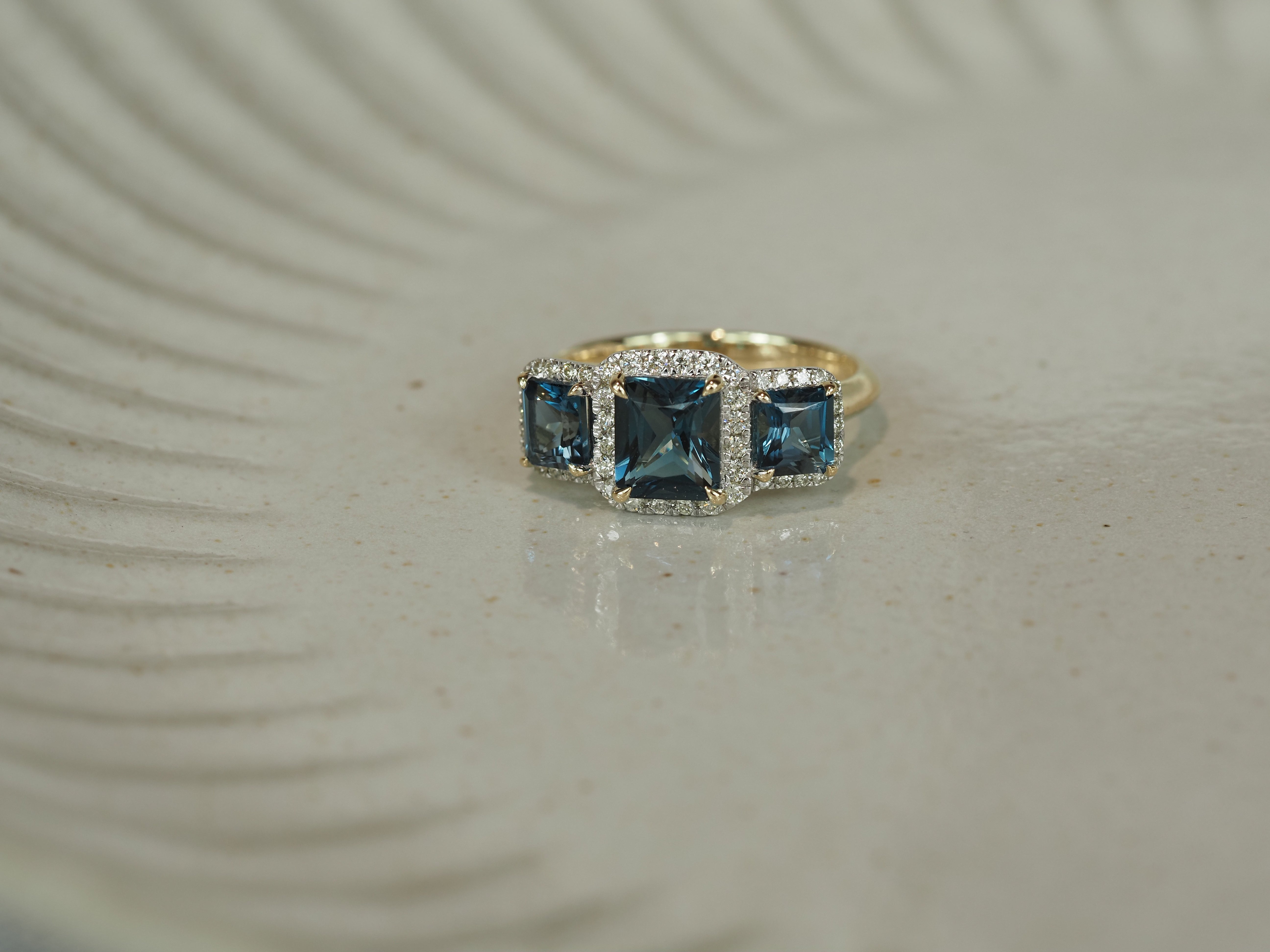 9ct Yellow Gold London Blue Topaz and Diamond ring