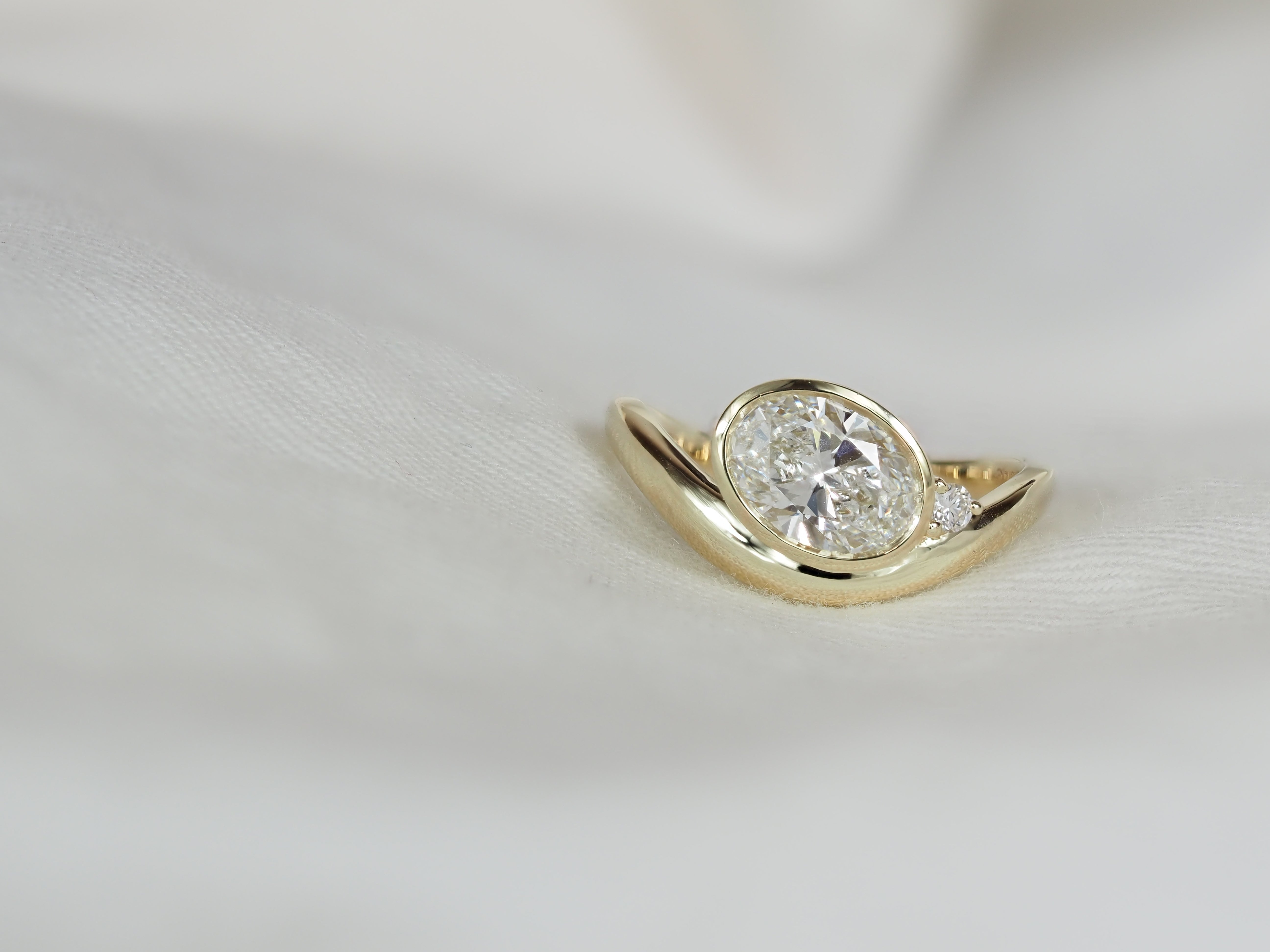 9ct Yellow Gold Lab-Grown Oval Cut Diamond Ring, 1.50ct Centre