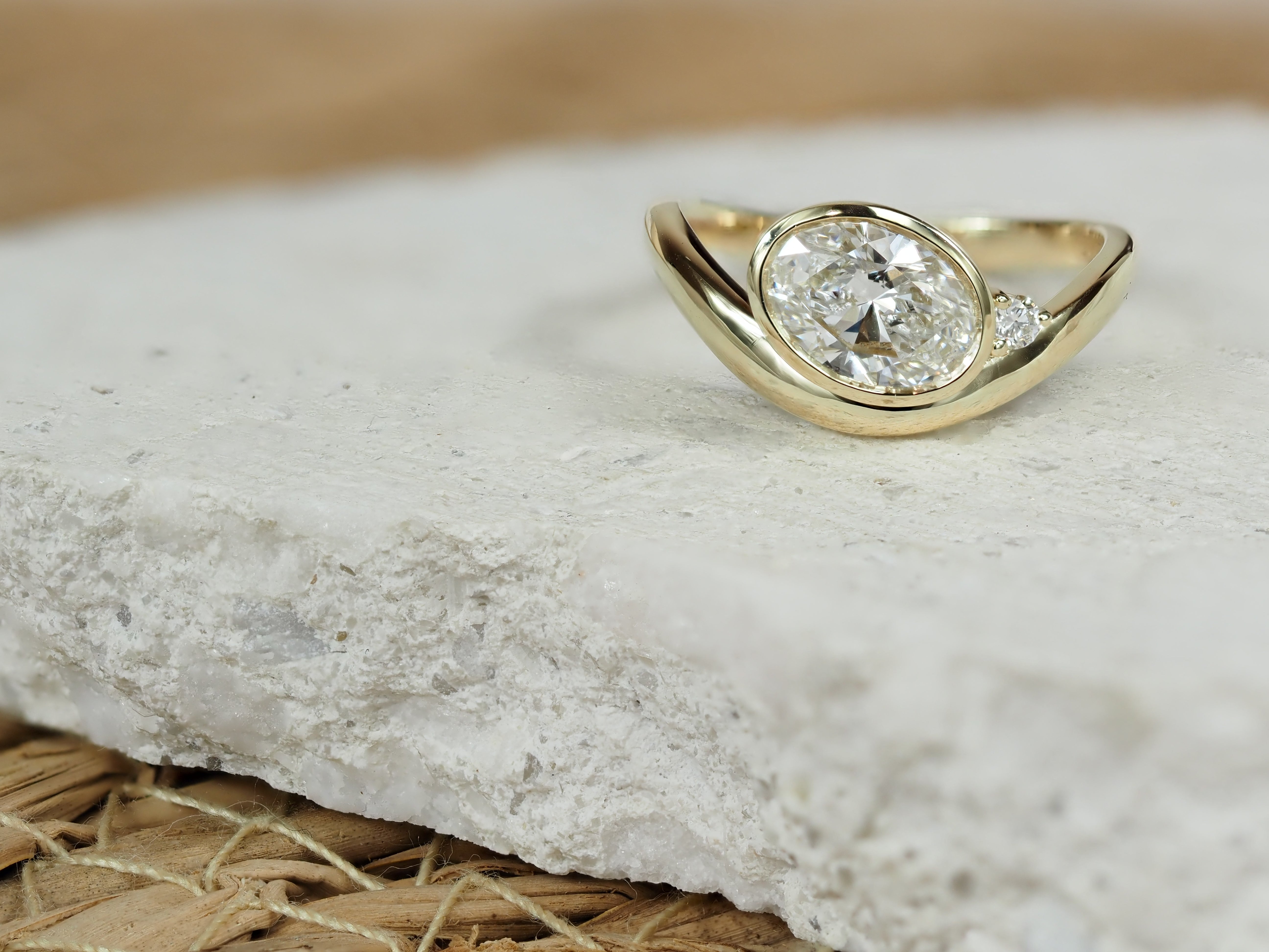 9ct Yellow Gold Lab-Grown Oval Cut Diamond Ring, 1.50ct Centre