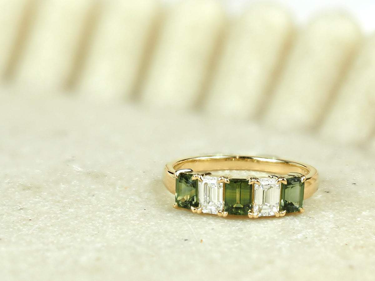 9ct Yellow Gold Green Sapphire and Lab-Grown Diamond Ring, 1.94ct Total