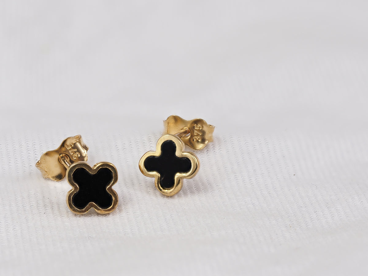 9ct Yellow Gold Onyx Flower Stud Earrings