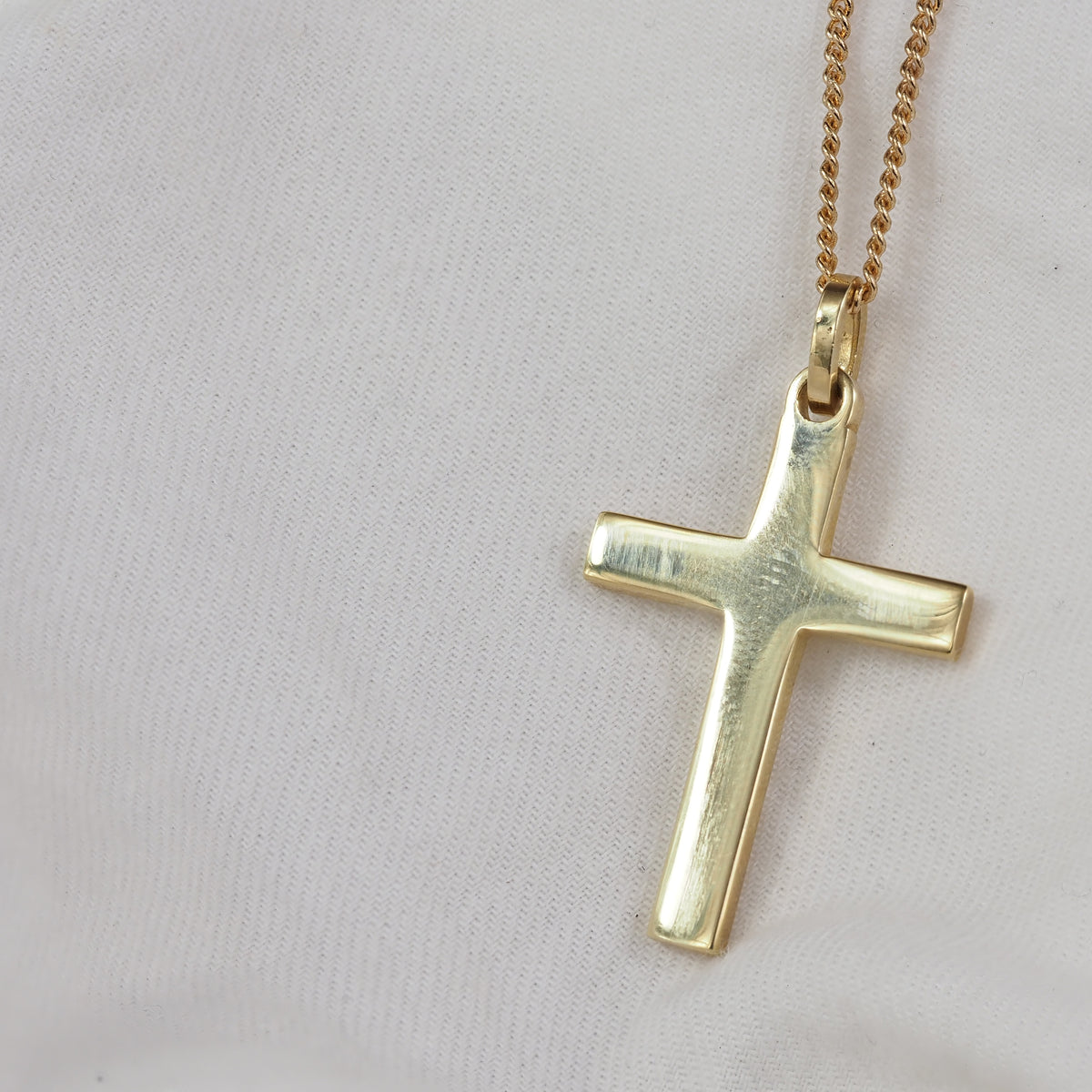 9ct Yellow Gold Plain Cross Pendant, 35mm