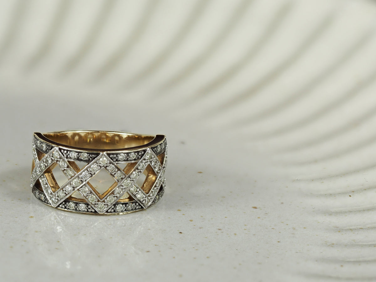 9ct Yellow Gold Diamond Bead Set Ring