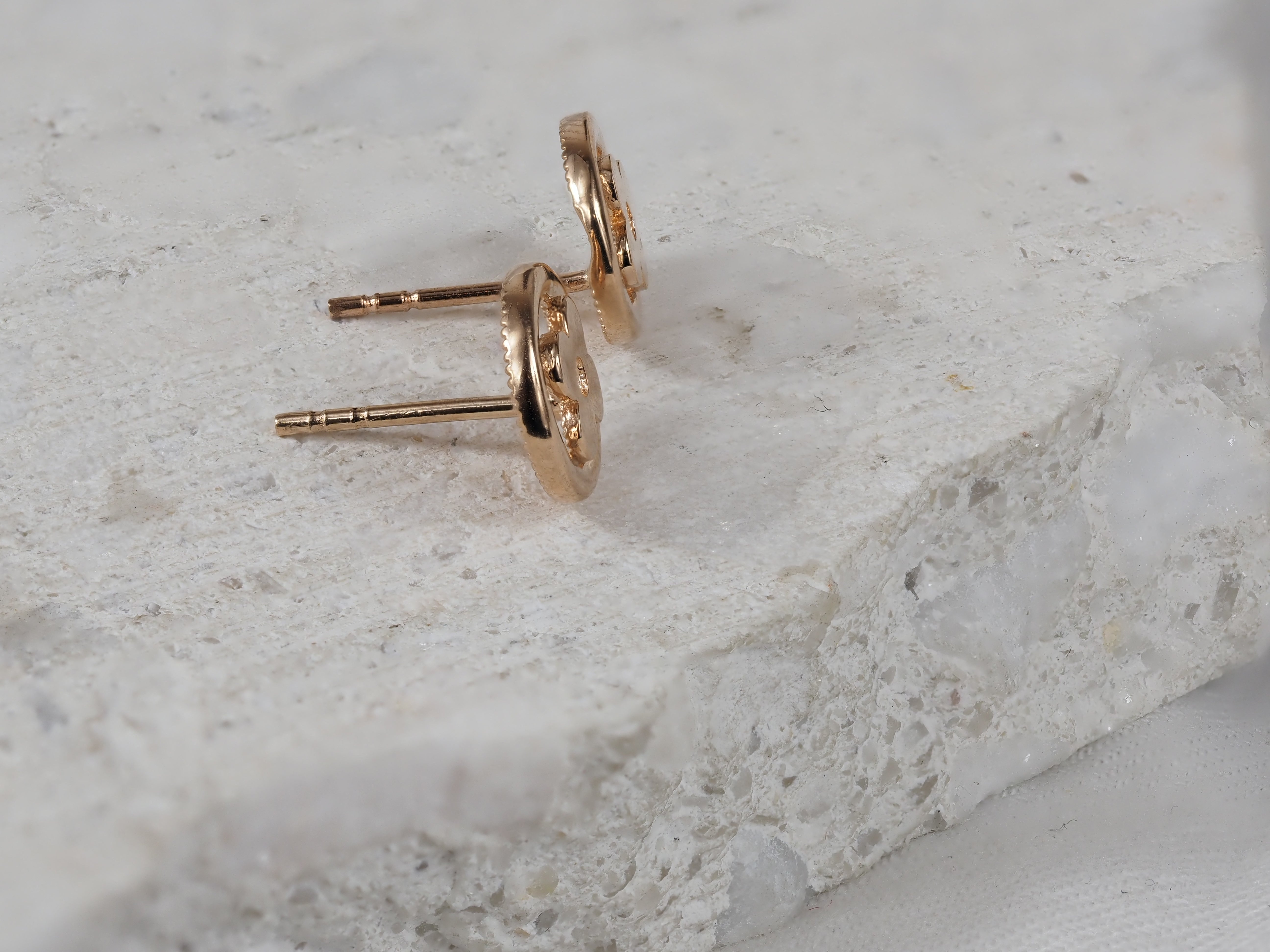 9ct Rose Gold Circle Clover Stud Earrings