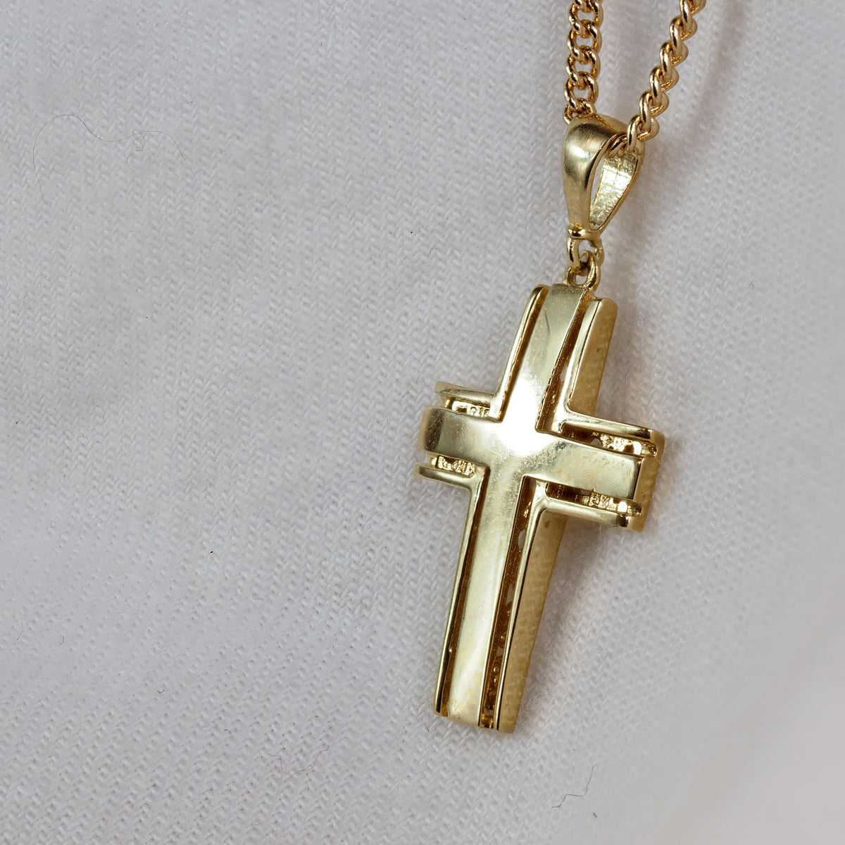 9ct Yellow Gold Bevelled Edge Cross Pendant