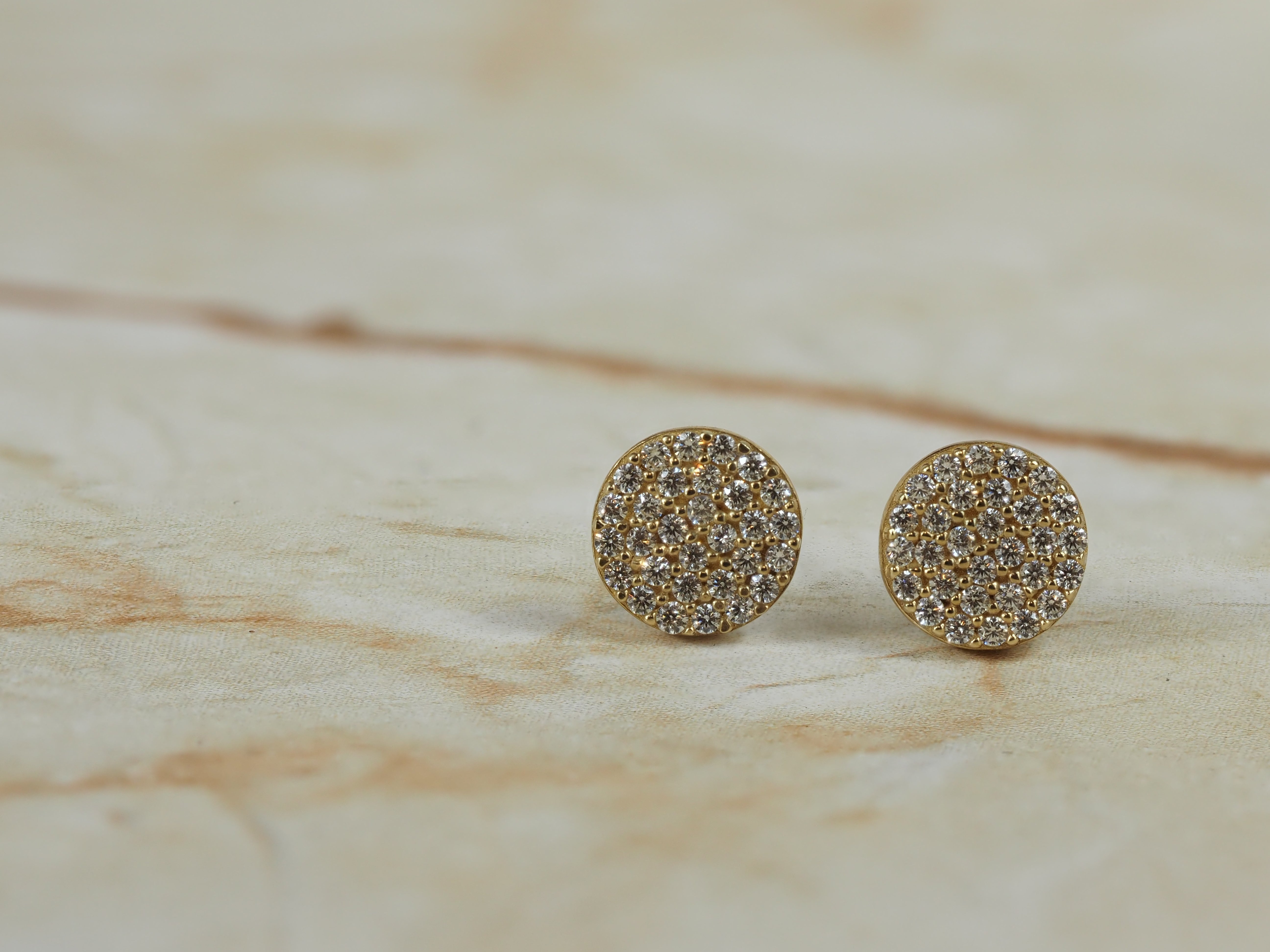 9ct Yellow Gold Cubic Zirconia Stud Earrings
