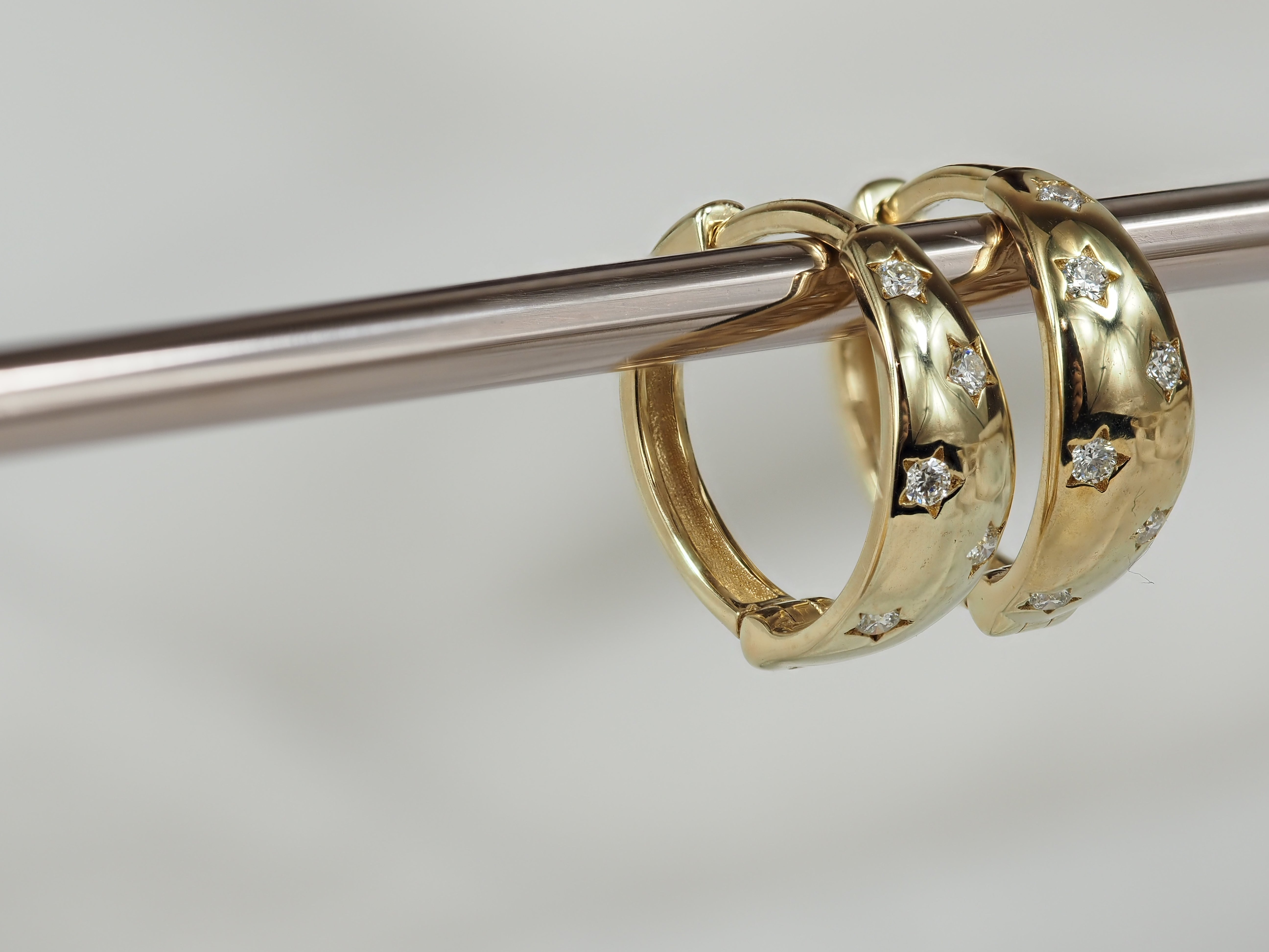 9ct Yellow Gold Domed HUggie Earrings