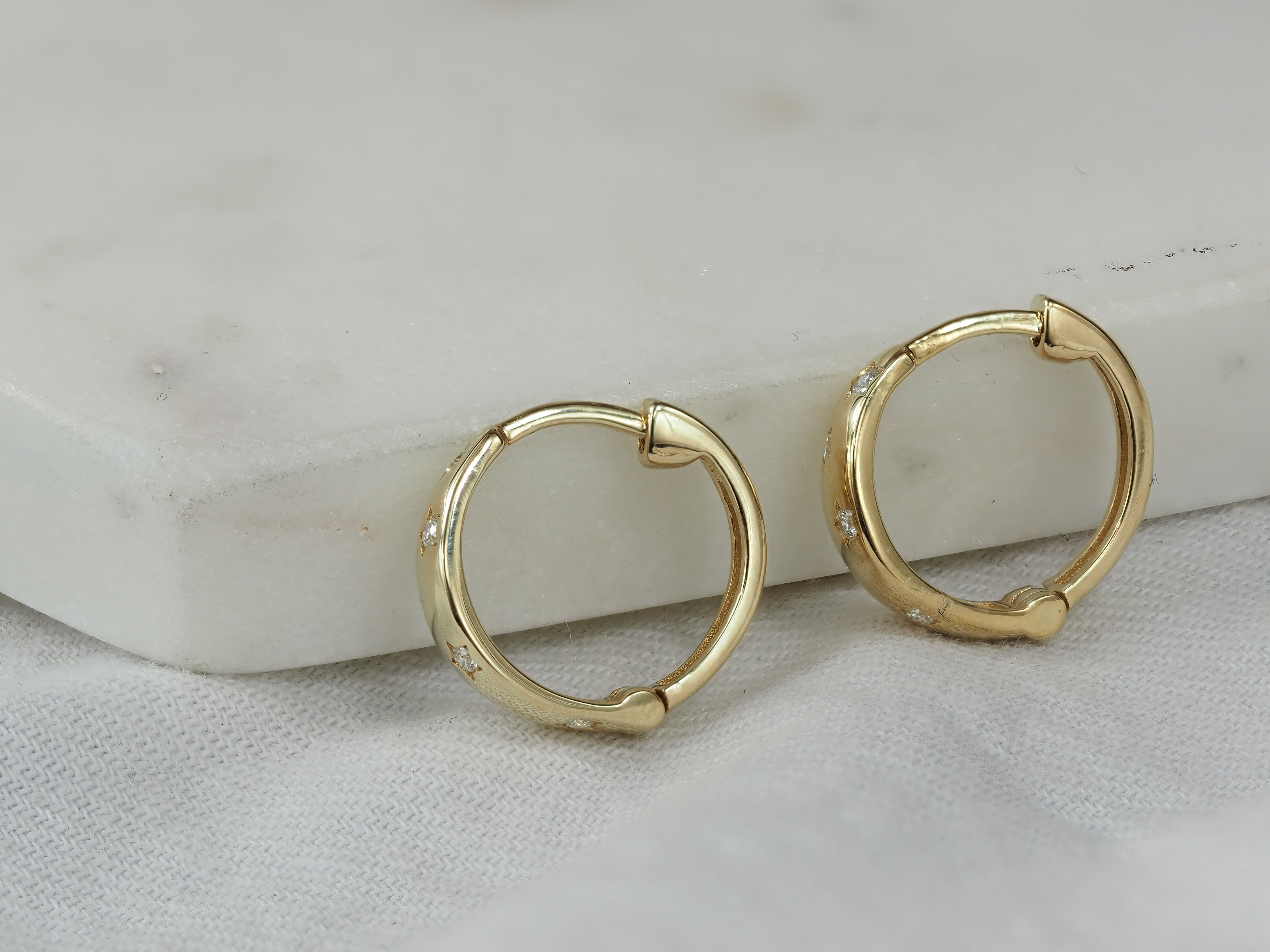 9ct Yellow Gold Domed HUggie Earrings
