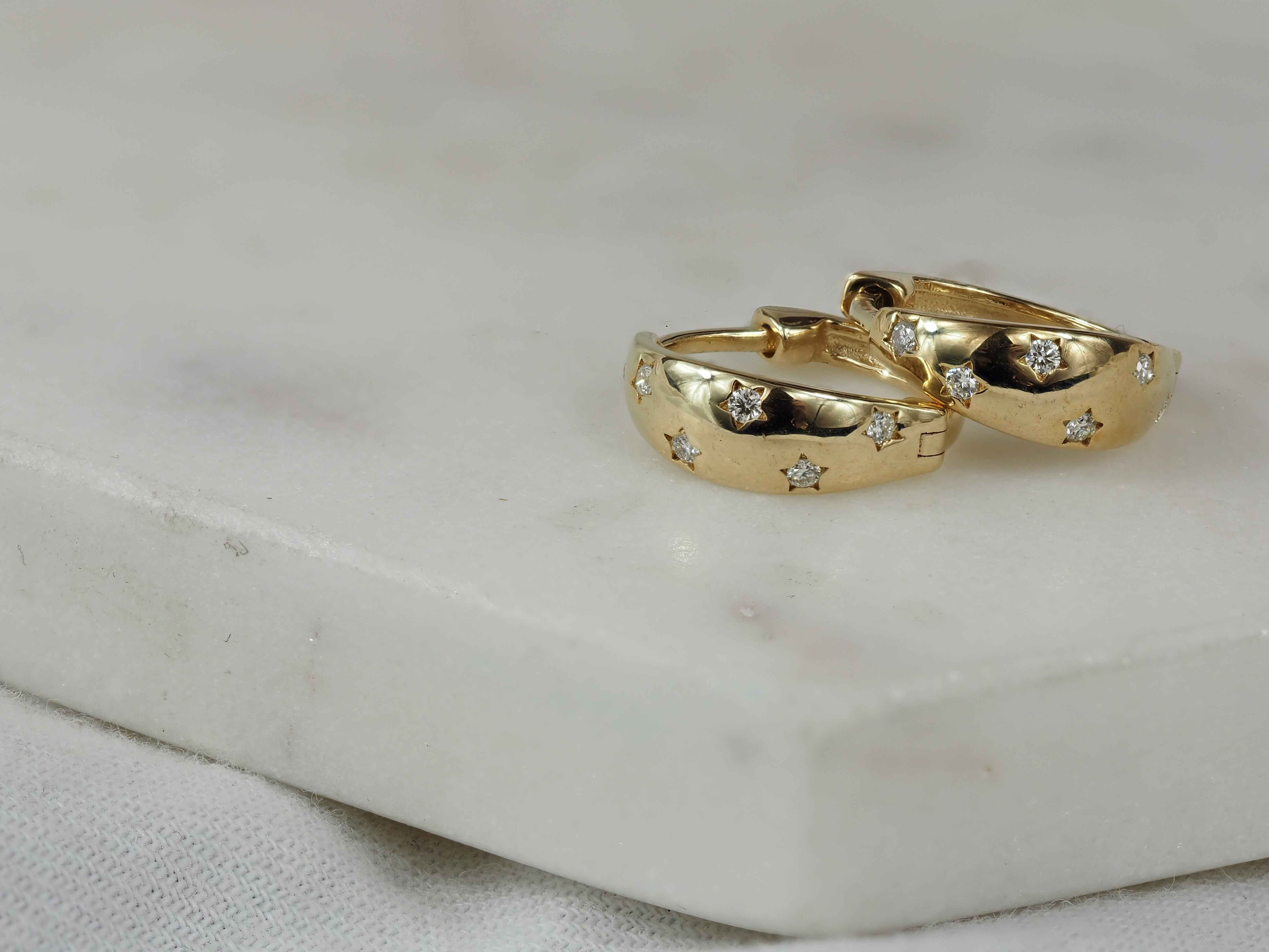 9ct Yellow Gold Domed HUggie Earrings
