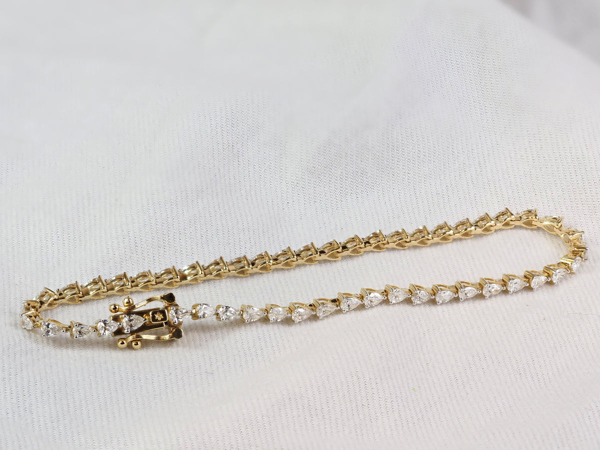 9ct Yellow Gold Lab-Grown Pear Diamond Tennis Bracelet, 2.40ct Total