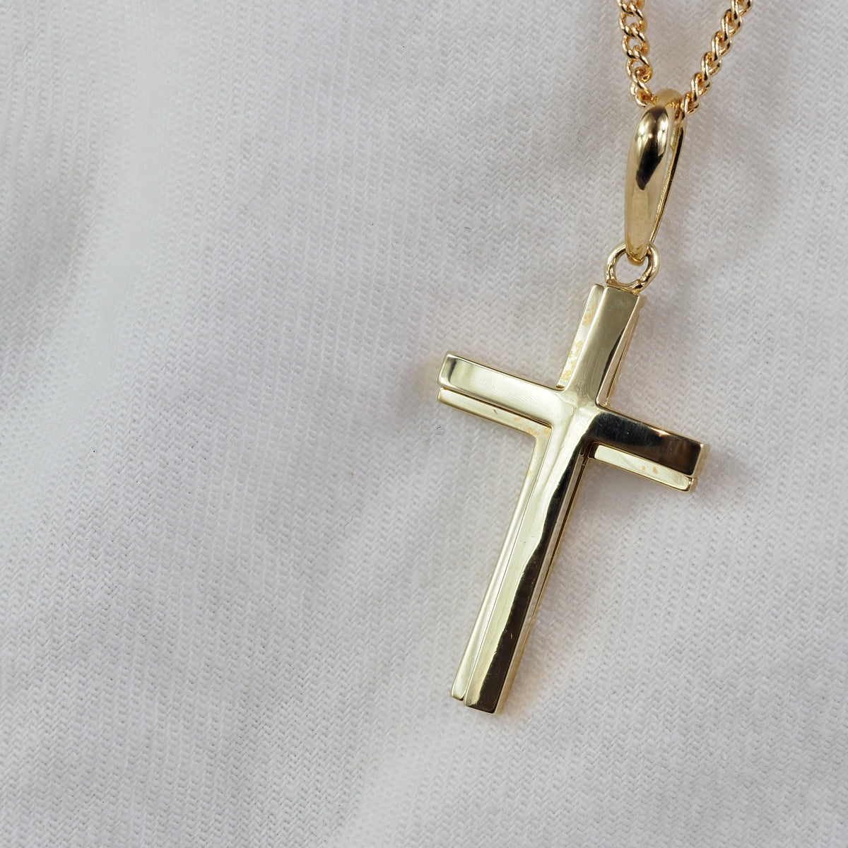 9ct Yellow Gold Raised Cross Pendant, 25mm