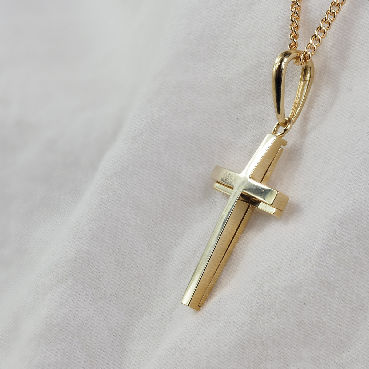 9ct Yellow Gold Raised Cross Pendant, 25mm
