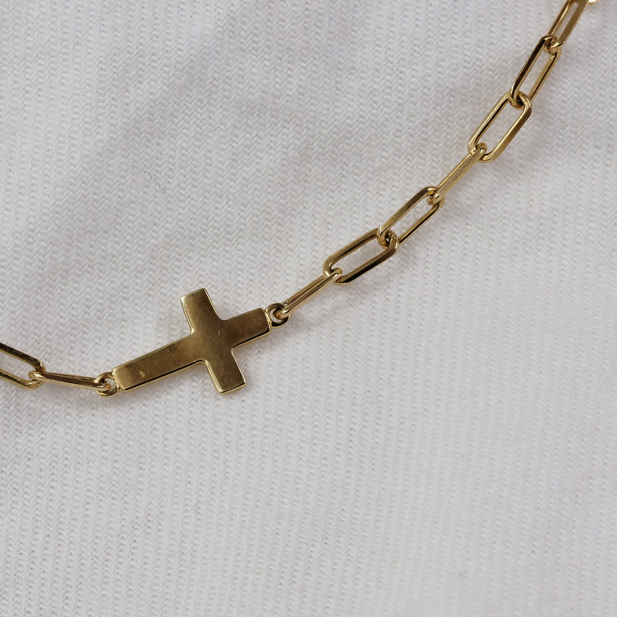 9ct Yellow Gold Paperclip Cross Necklet, 45cm