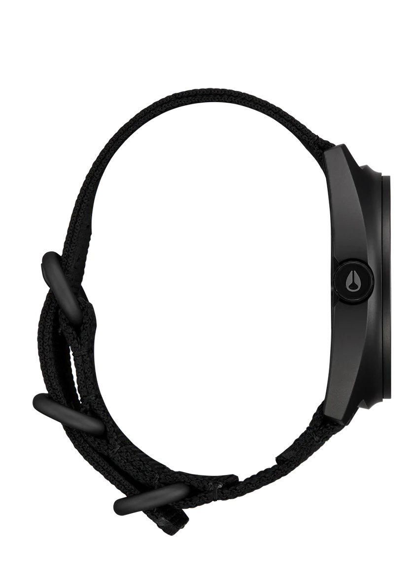 Nixon Clutch 42 Matte Black Watch