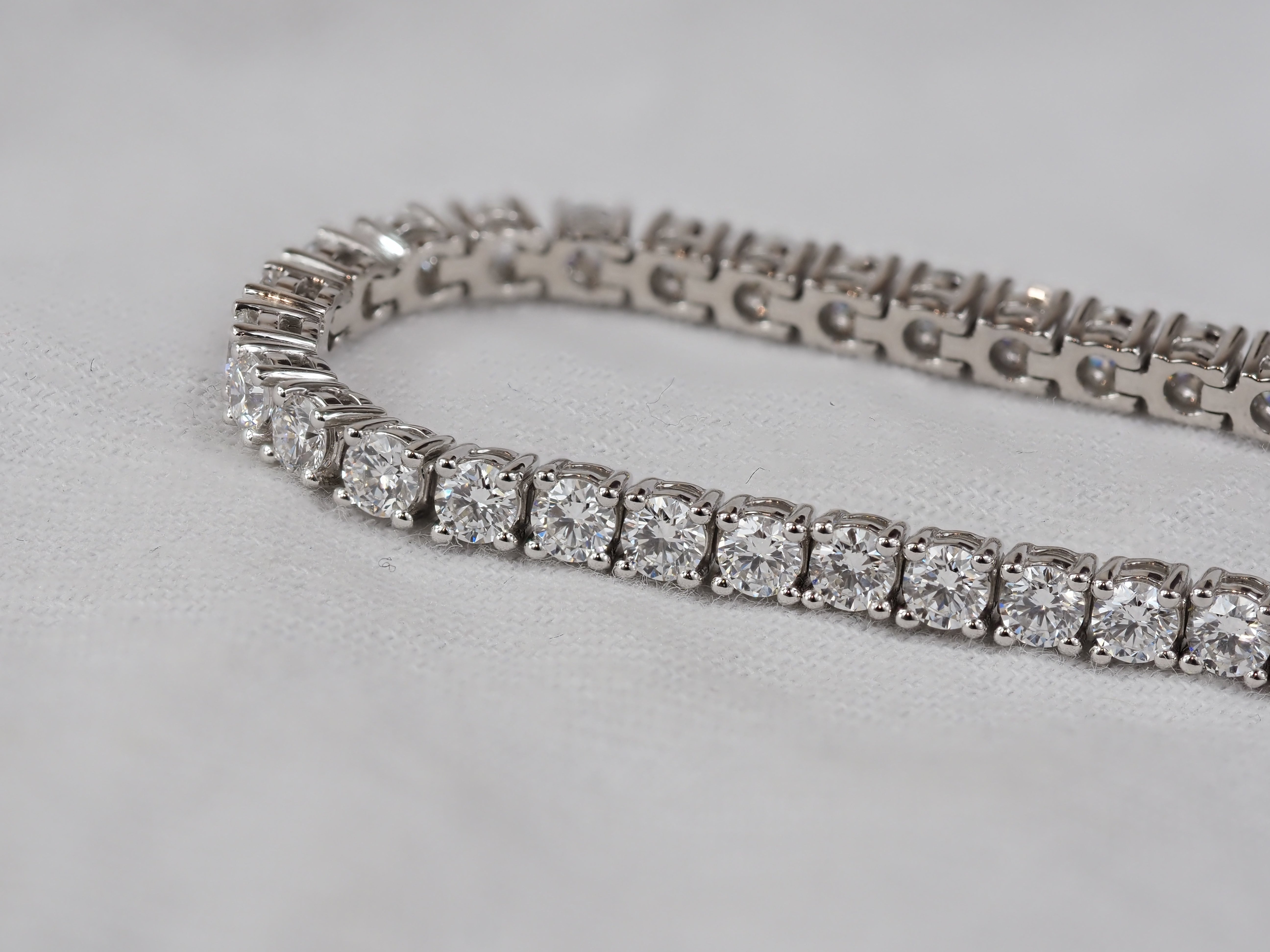 14ct White Gold Lab-Grown Tennis Bracelet, 5ct Total