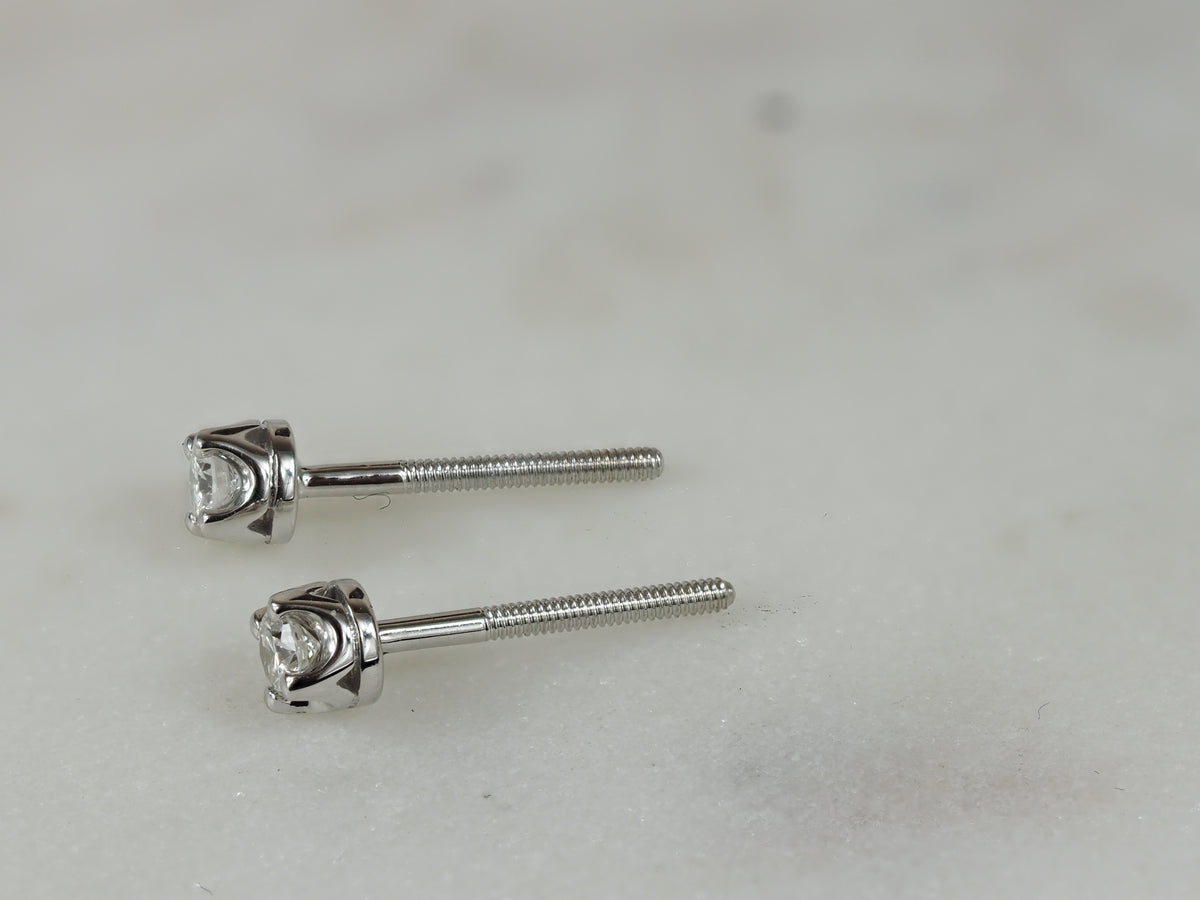 18ct White Gold Diamond Stud Earrings, 0.15ct Total