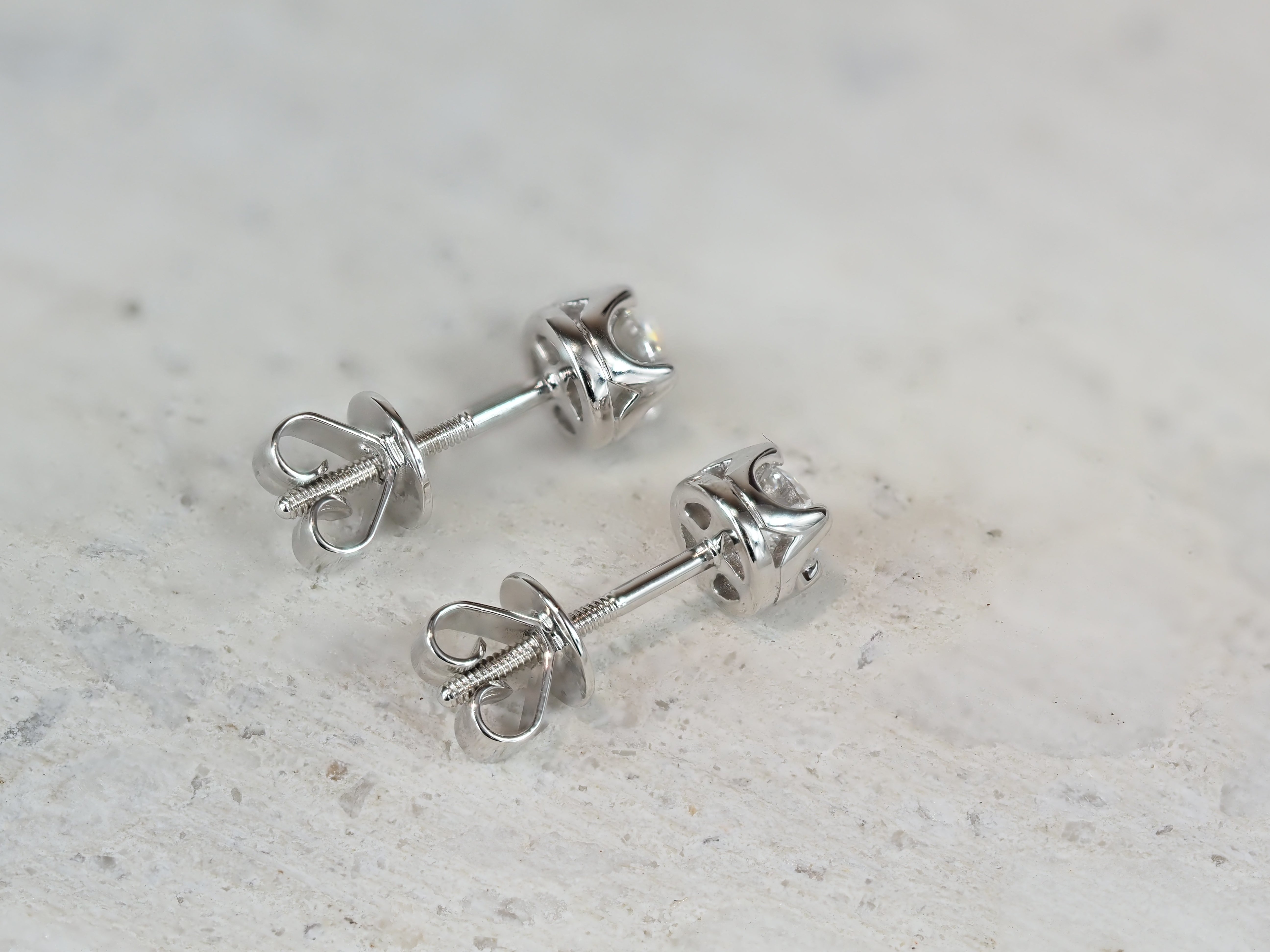 18ct White Gold Round Brilliant Cut Diamond Stud Earrings, 0.50ct Total