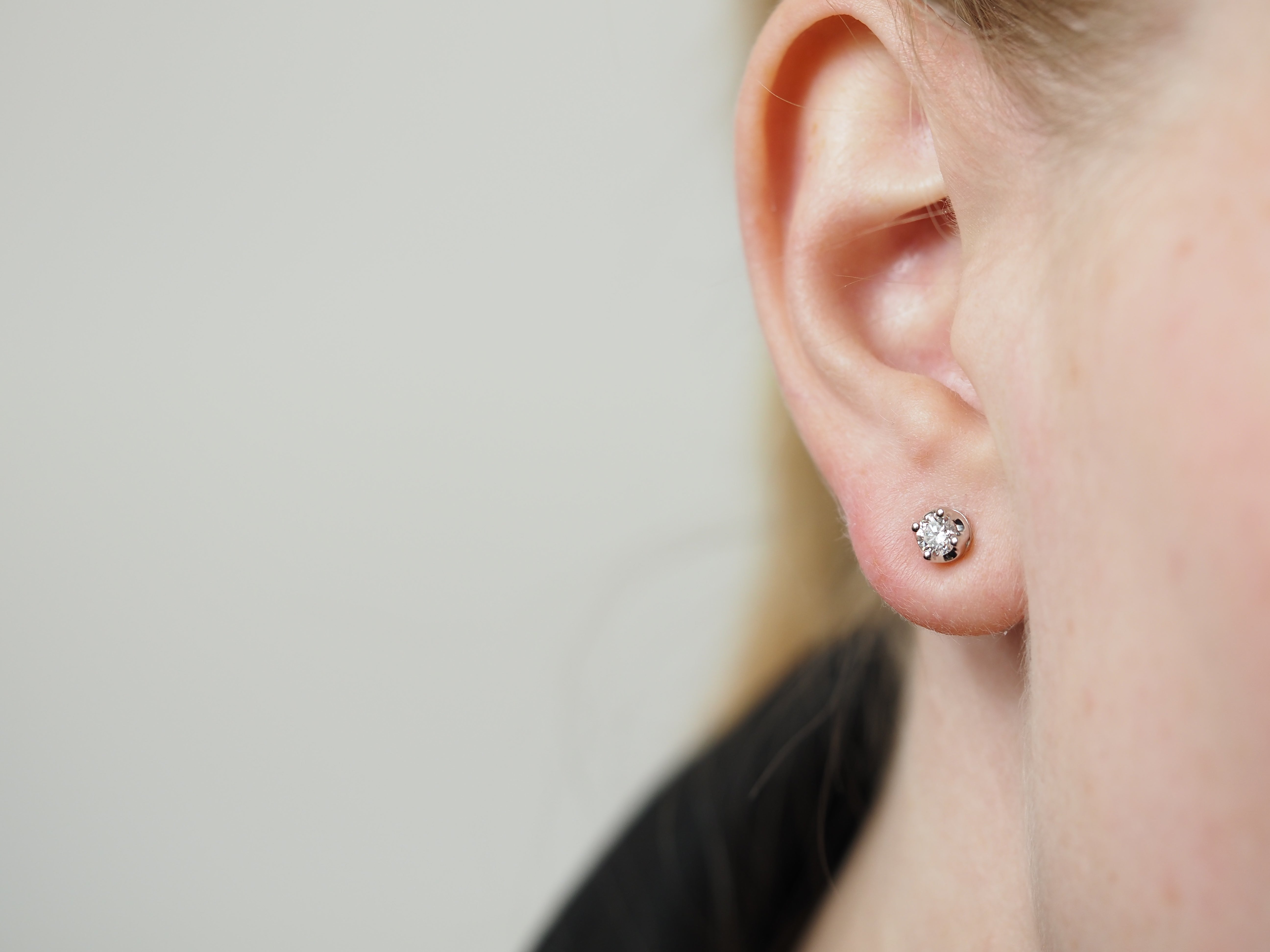 18ct White Gold Round Brilliant Cut Diamond Stud Earrings, 0.50ct Total