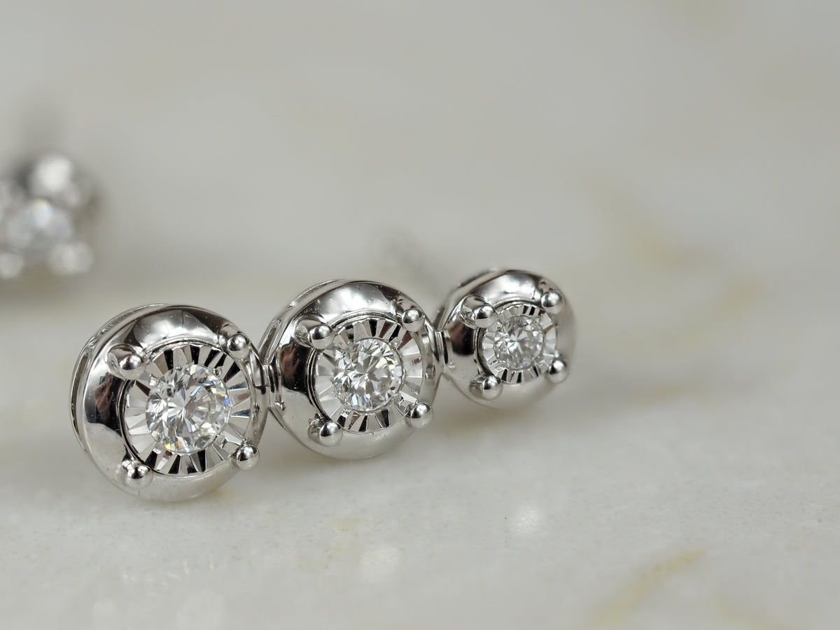 9ct White Gold Diamond Drop Earrings, 0.25ct Total