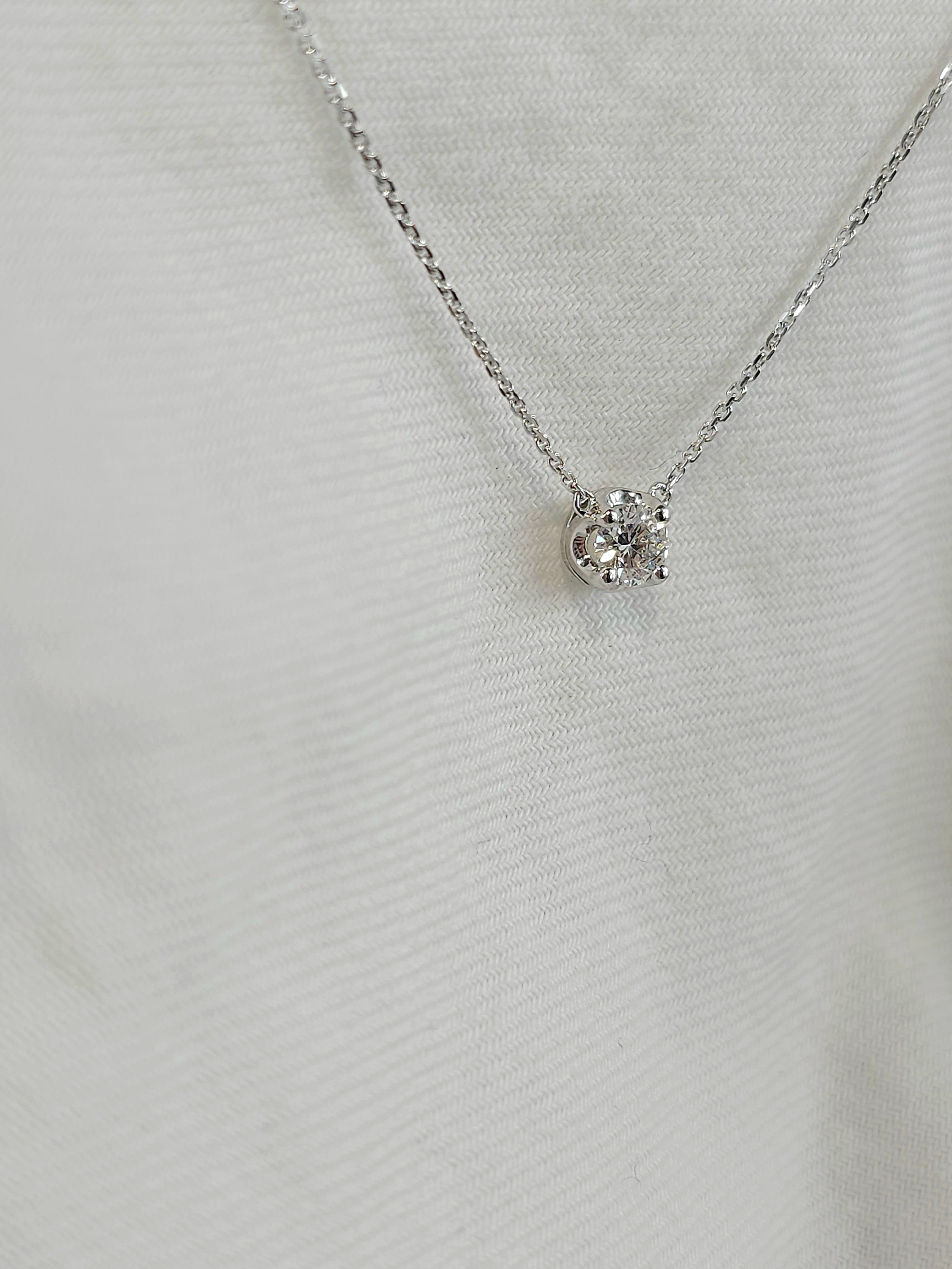 9ct White Gold Round Diamond Anchor necklet, 0.25ct total