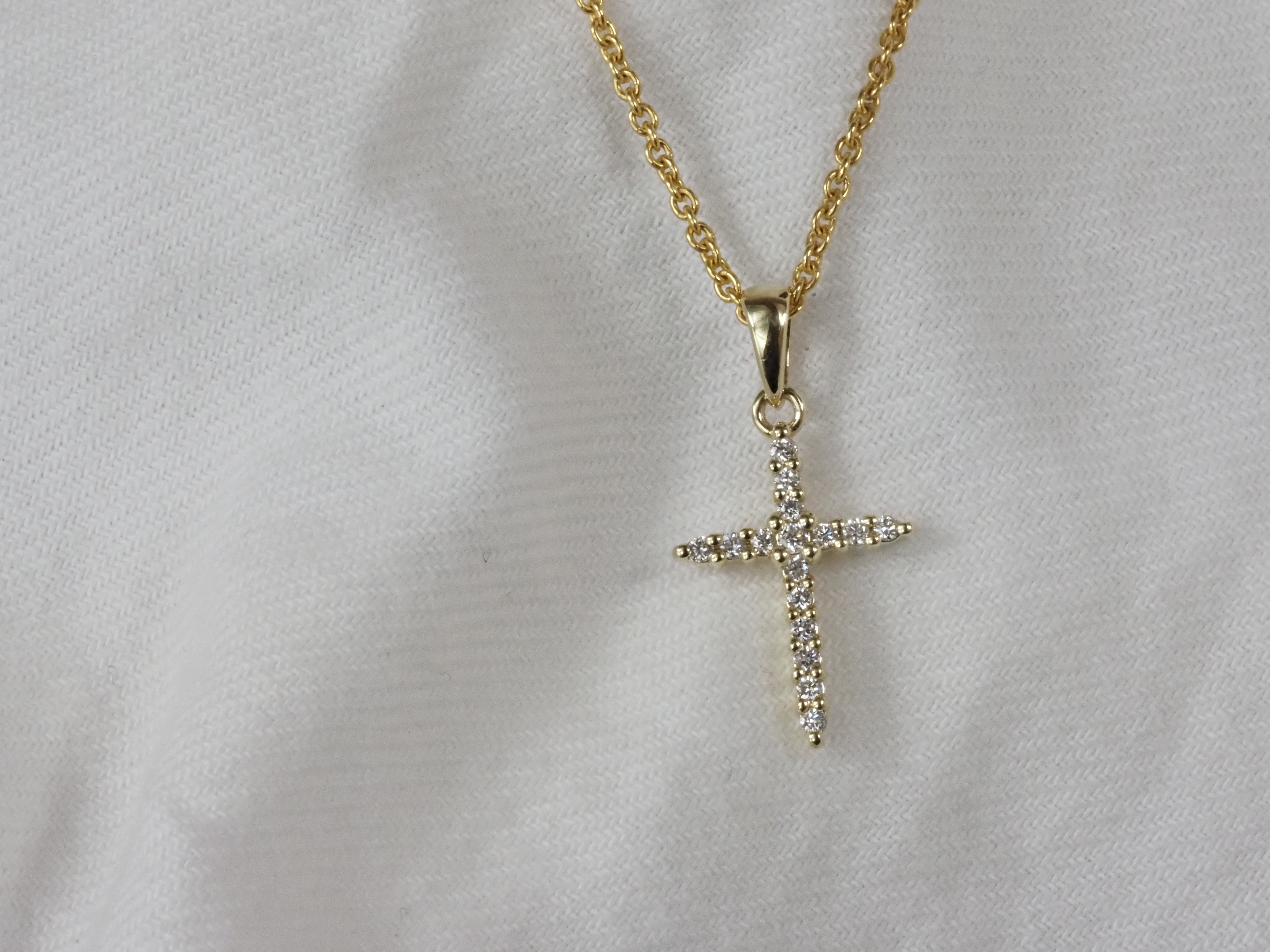 9ct Yellow Gold Diamond Cross Pendant, 0.10ct Total