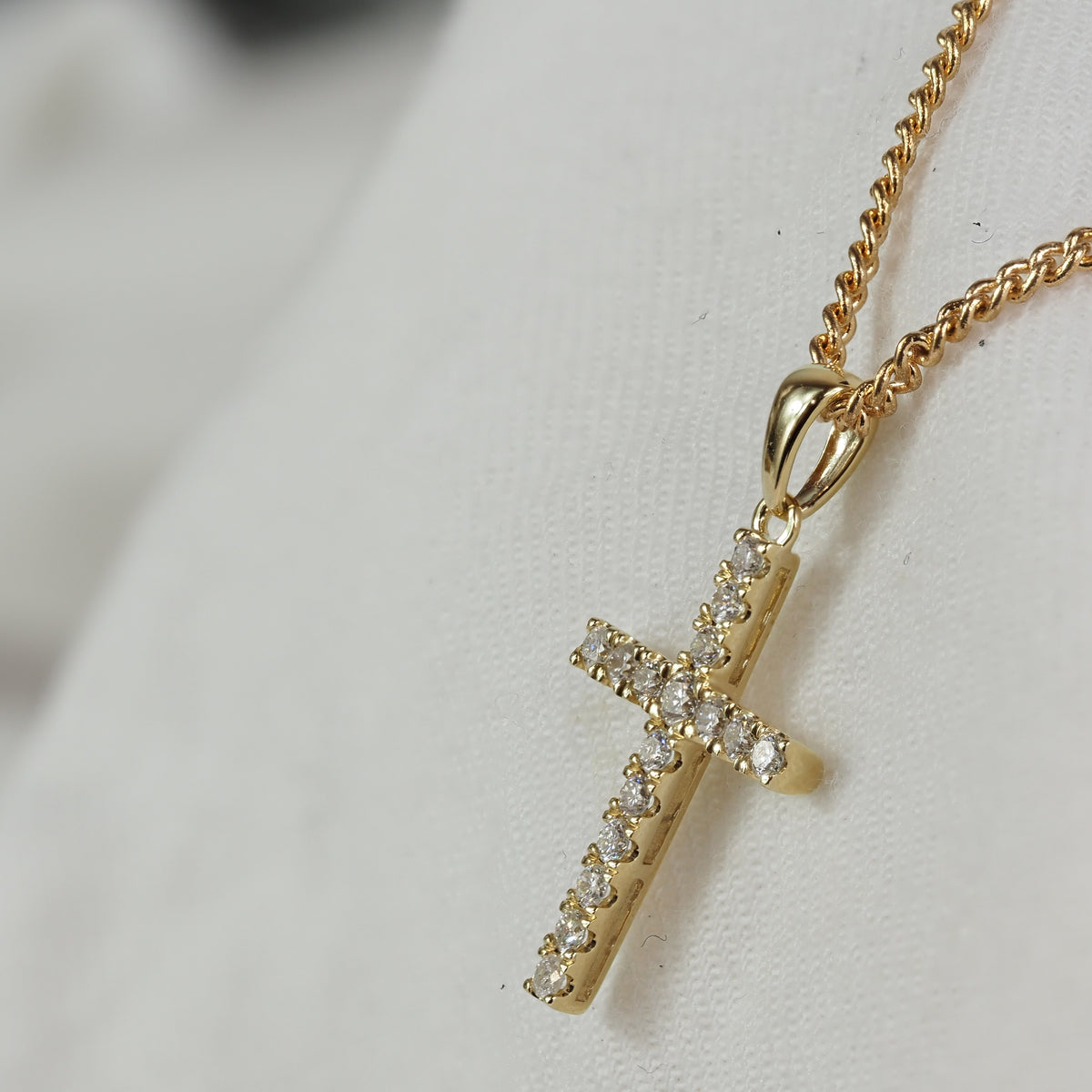 9ct Yellow and White Gold Diamond Cross Pendant, 0.26ct