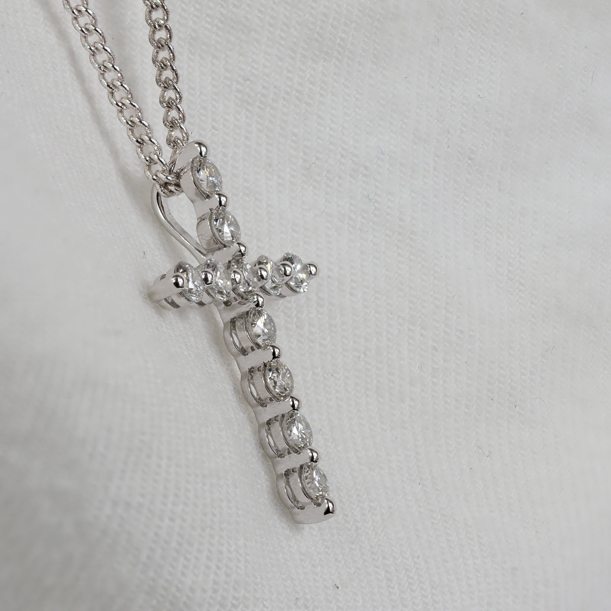 9ct White Gold Lab-Grown Diamond Cross Pendant, 0.78ct Total
