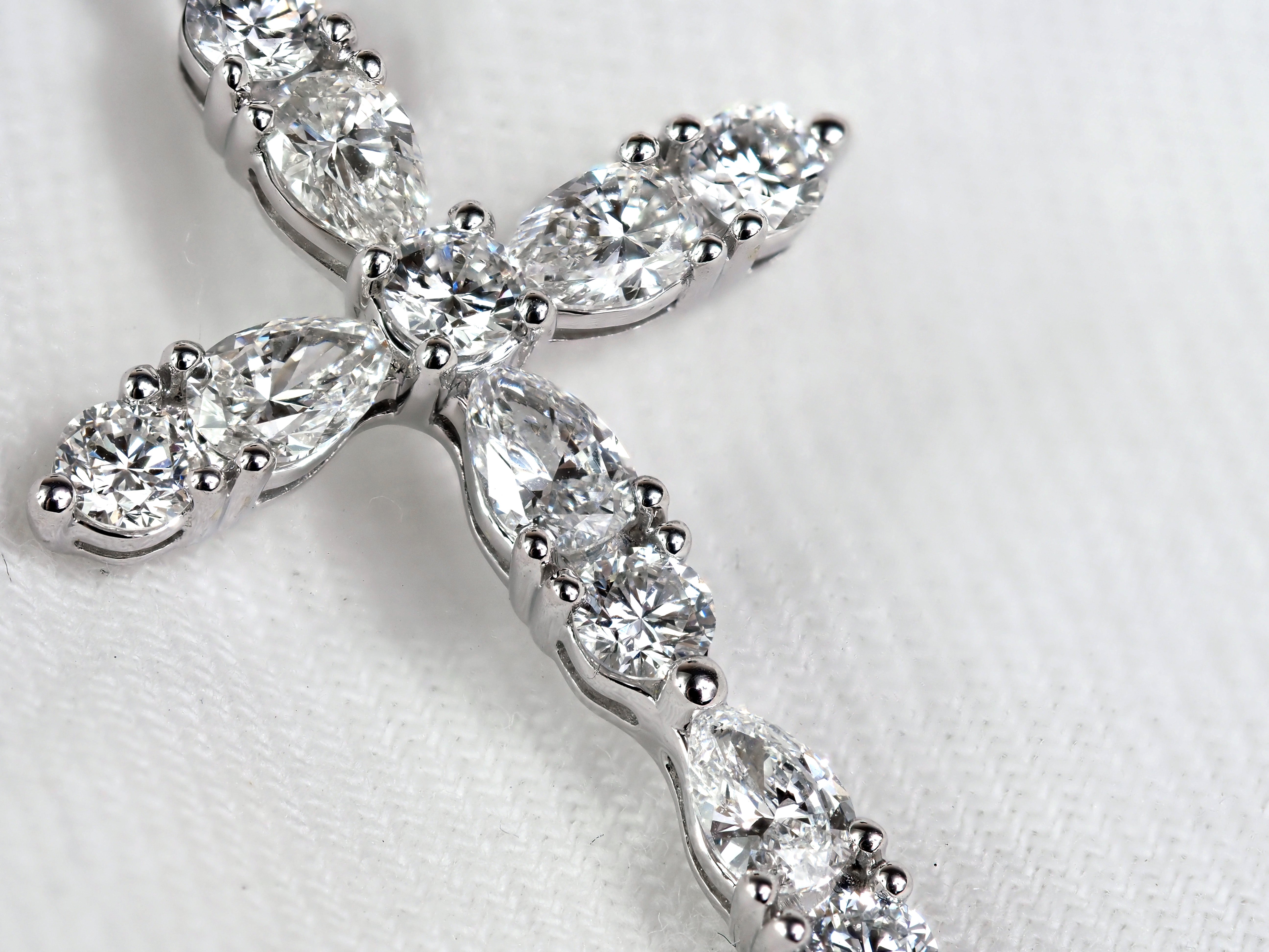 10ct White Gold Lab-Grown Diamond Cross Pendant, 1.08ct Total