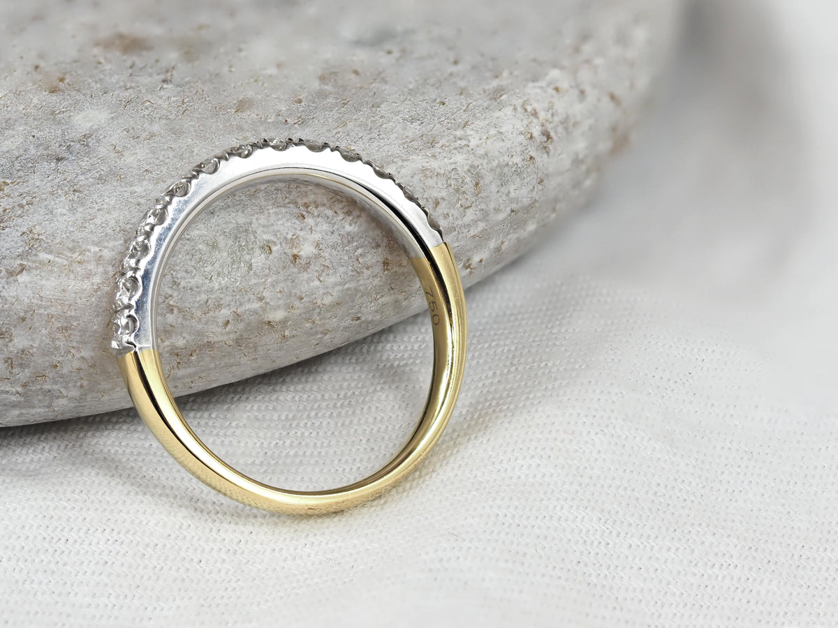 18ct Yellow and White Gold Diamond Ring, 0.50ct Total