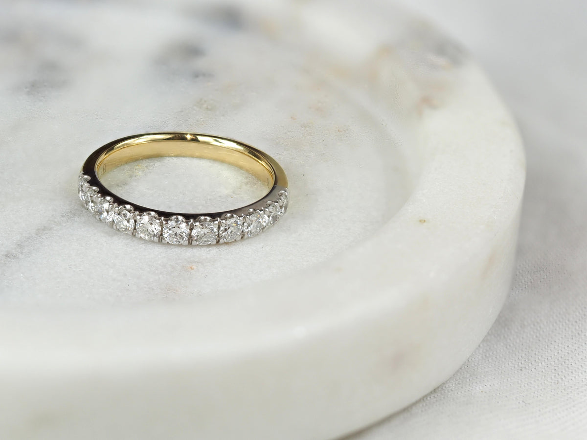18ct Yellow and White Gold Round Brilliant cut Diamond Ring, 0.76ct Total