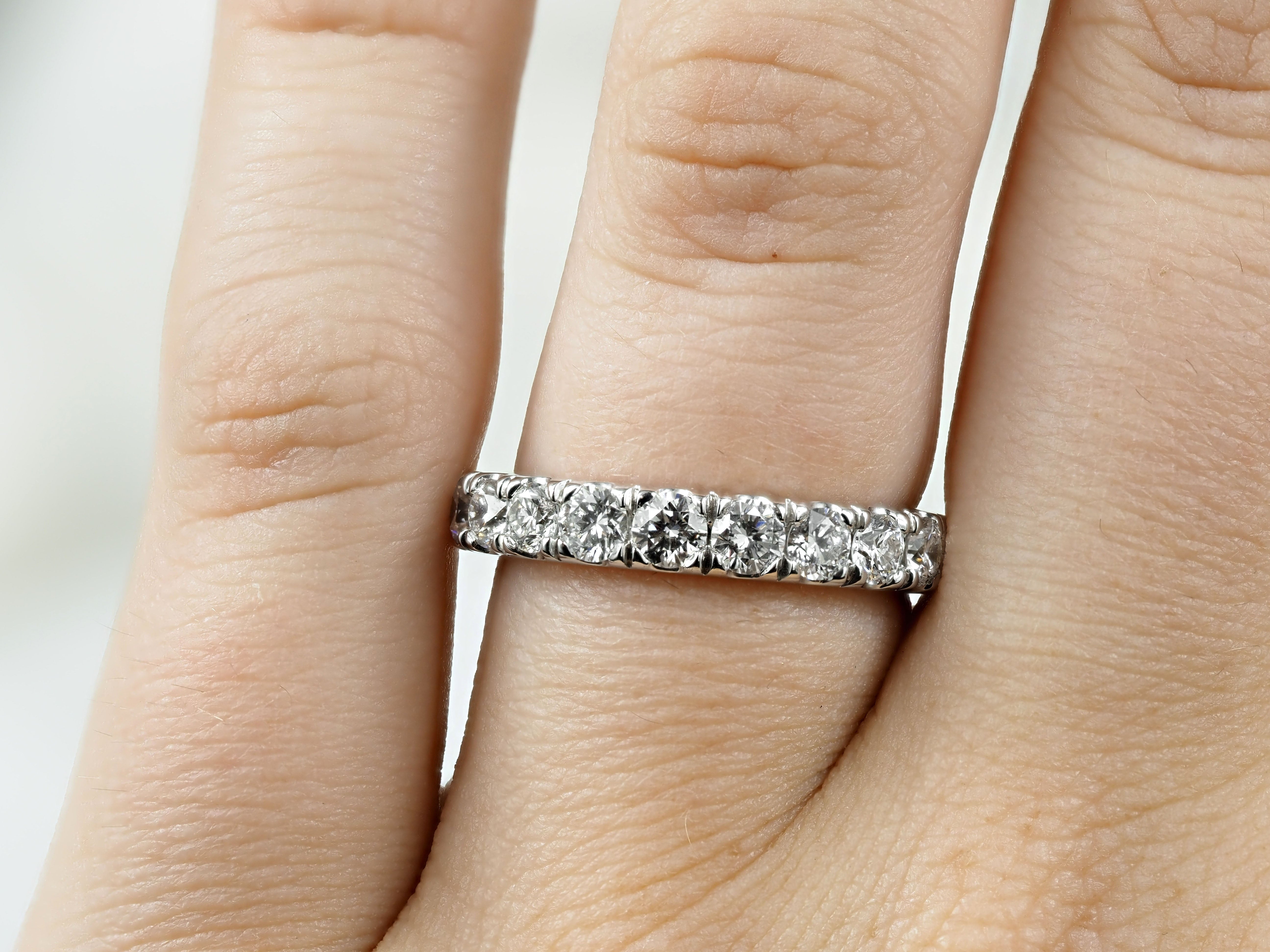 18ct Yellow and White Gold Round Brilliant Cut Diamond Ring, 1.04ct Total