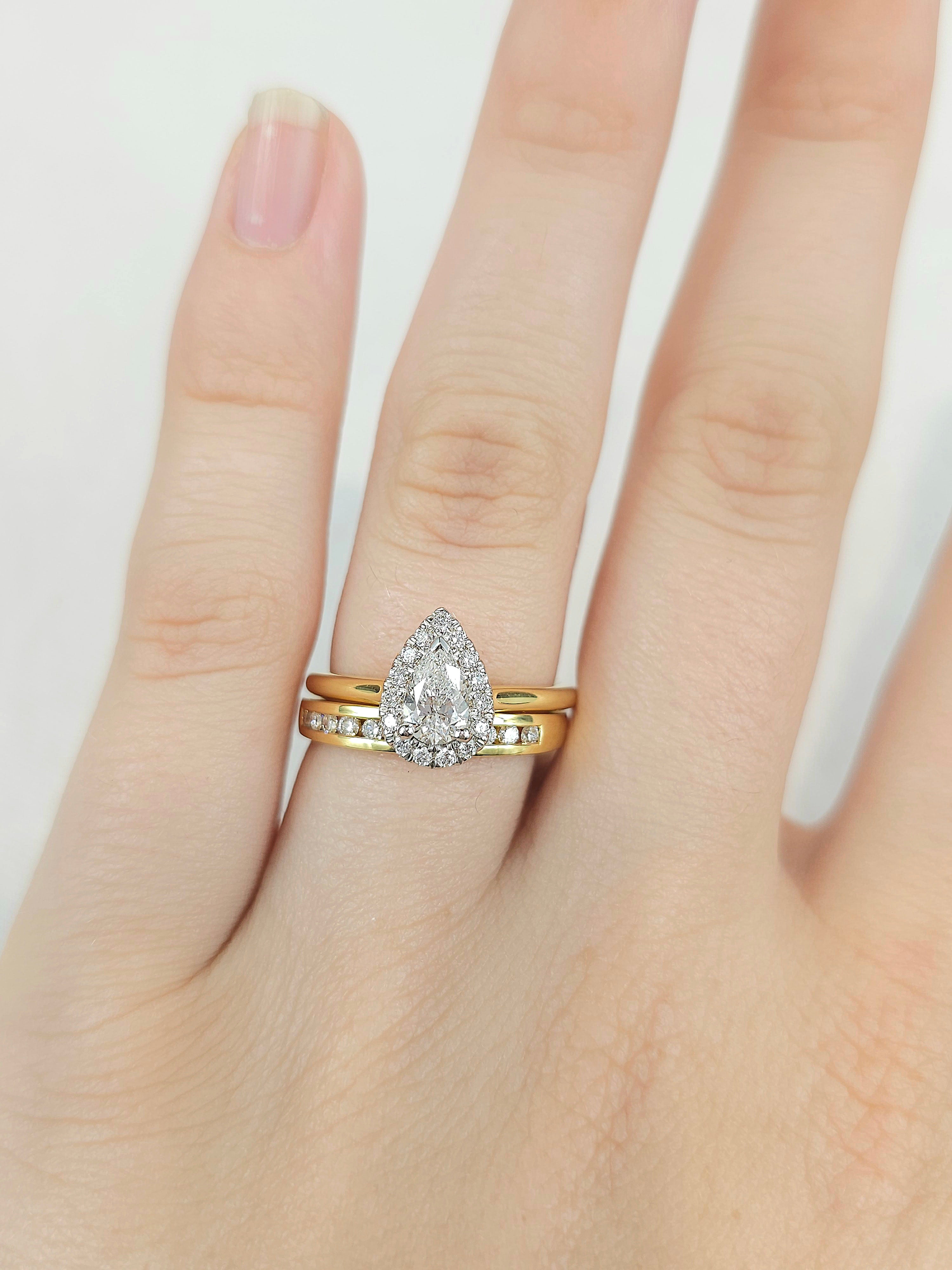 18ct Yellow Gold Round Brilliant cut Diamond channel set wedding band, equalling 0.22ct