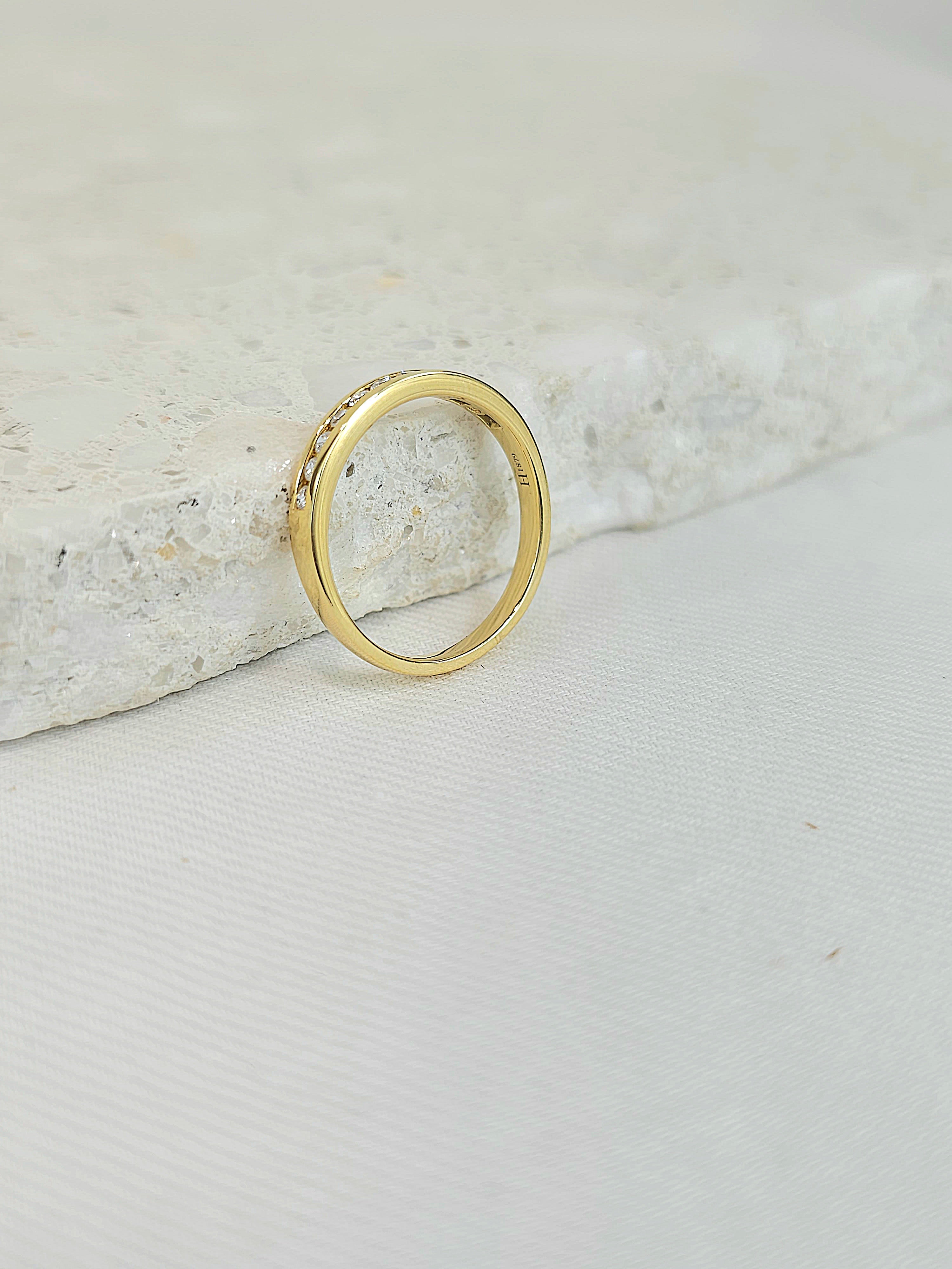 18ct Yellow Gold Round Brilliant cut Diamond channel set wedding band, equalling 0.22ct
