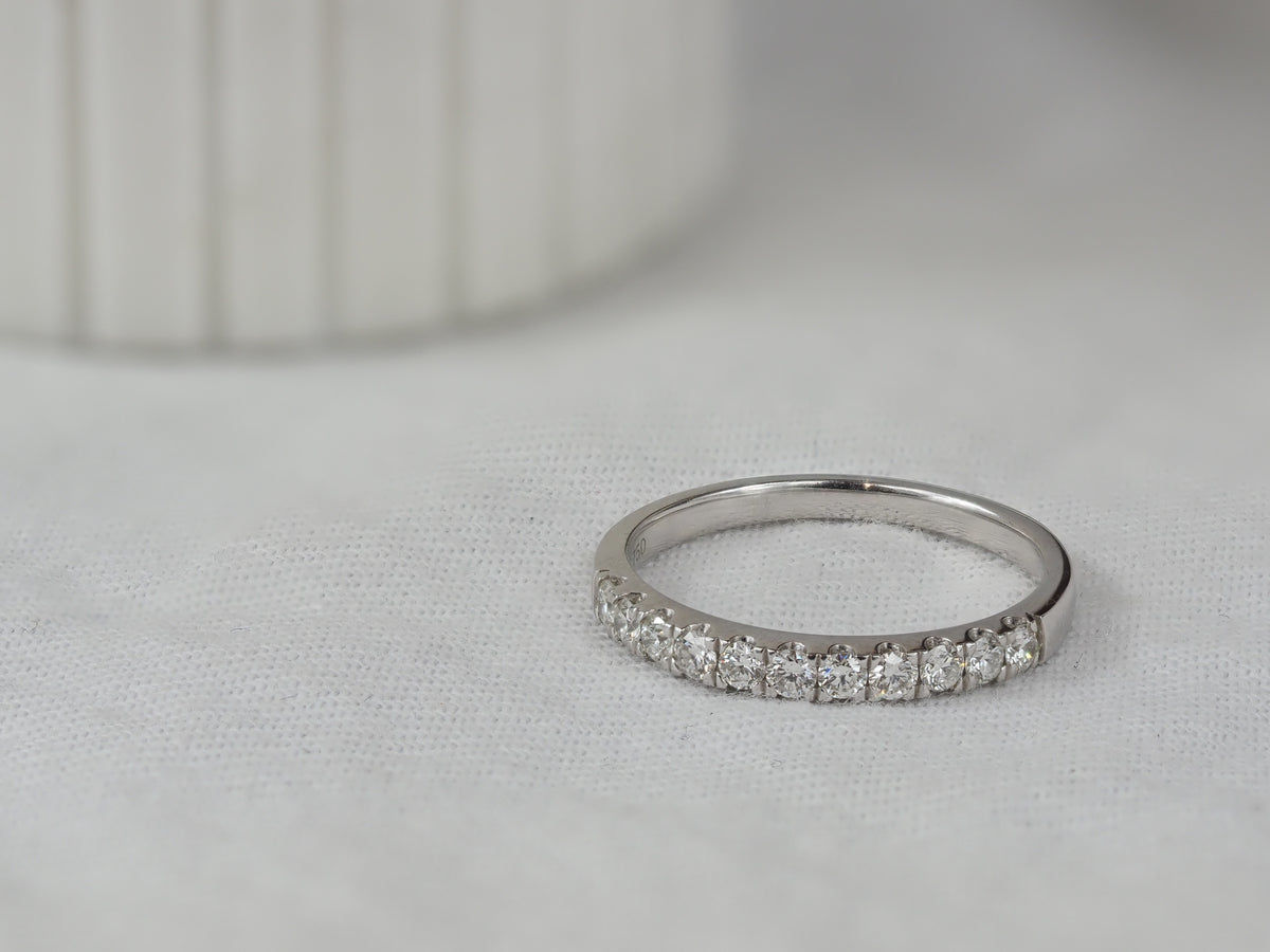 18ct White Gold Round Brilliant cut Diamond Ring, 0.33ct total