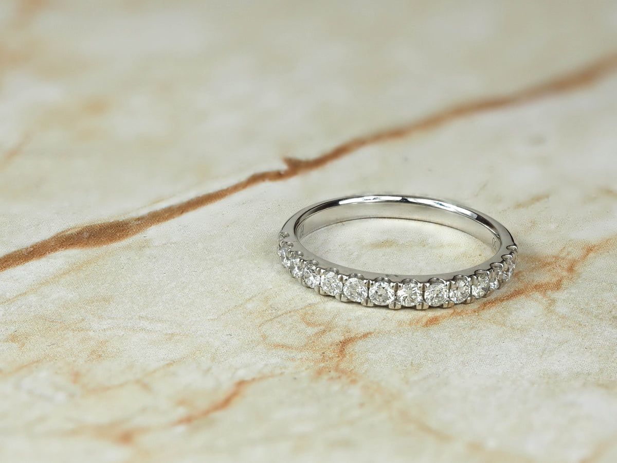 18ct White gold Round Brilliant cut Diamond Ring, 0.50ct total